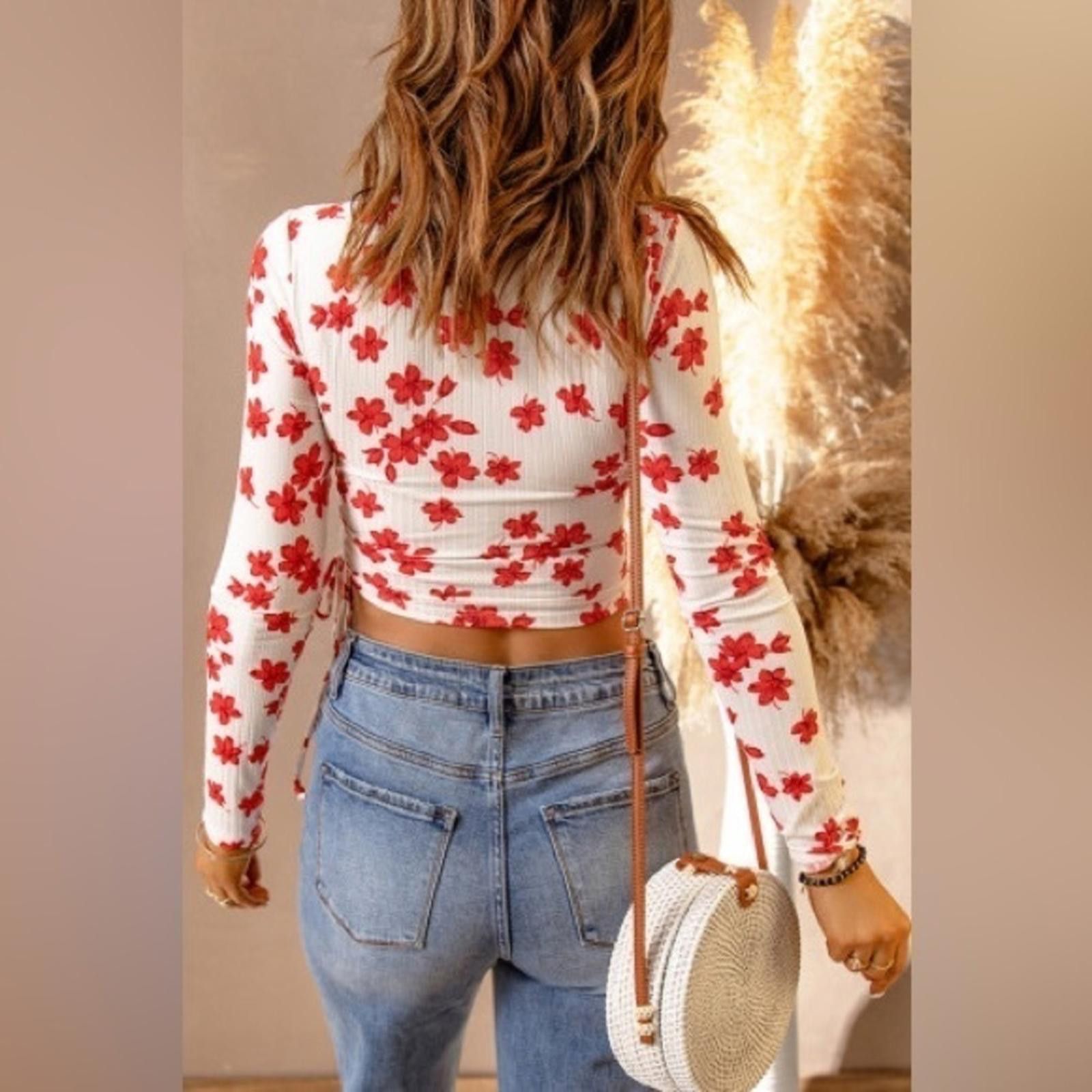 Designer Cherry Blossom Crop Top Shirt NWT Size M / US 6-8 / IT 42-44 - 5 Thumbnail
