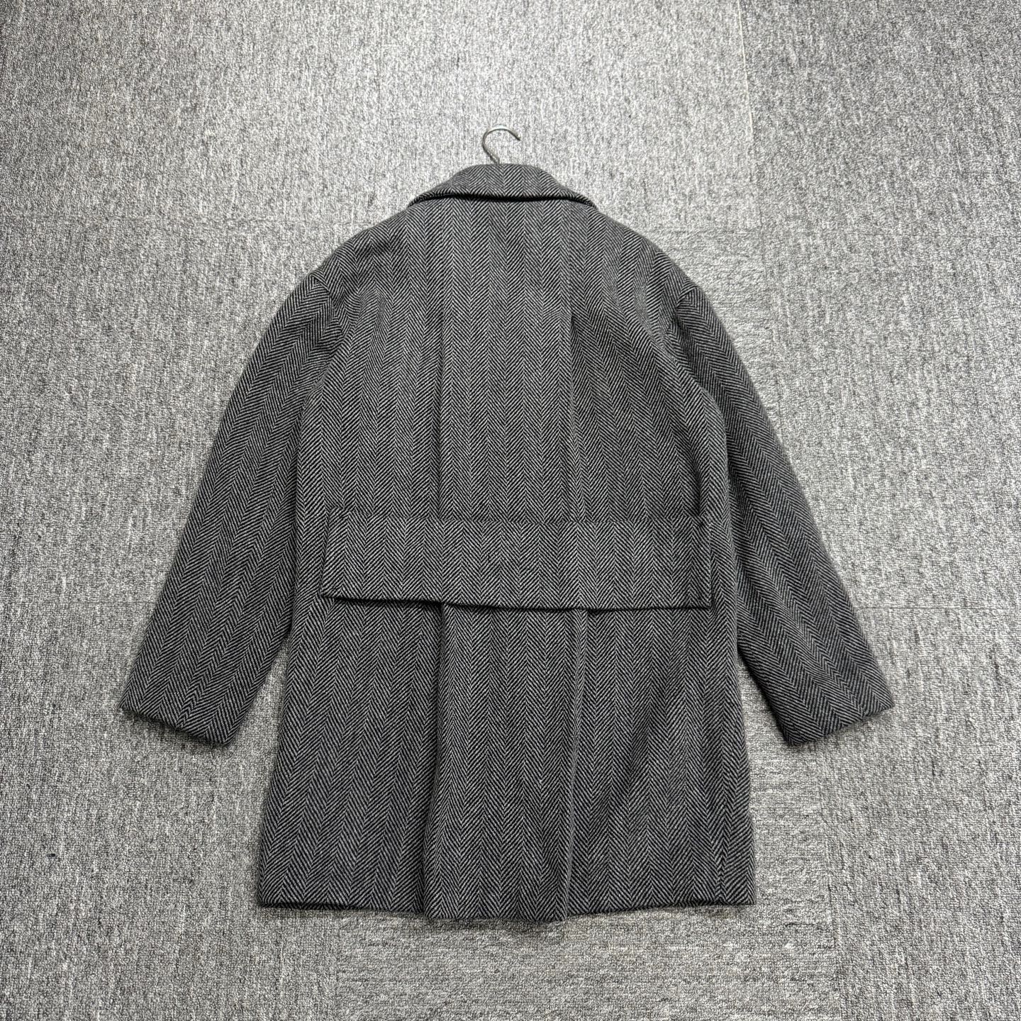Valentino Valentino 98 new wool coat 51 shoulder no tags Size US M / EU 48-50 / 2 - 4 Thumbnail