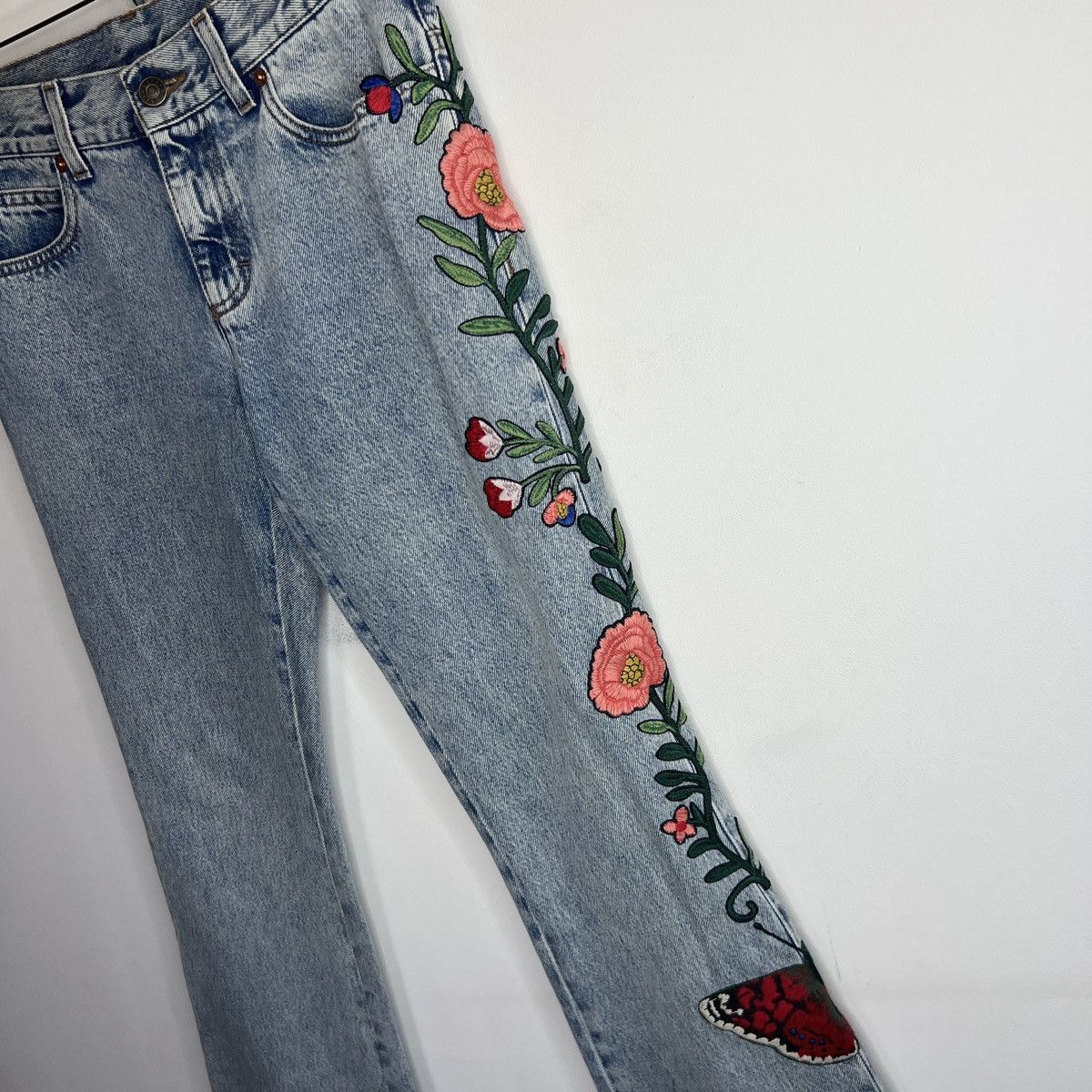 Gucci Gucci Floral Flowers Embroidery Jeans Denim Trousers Pants Size 27" / US 4 / IT 40 - 2 Thumbnail