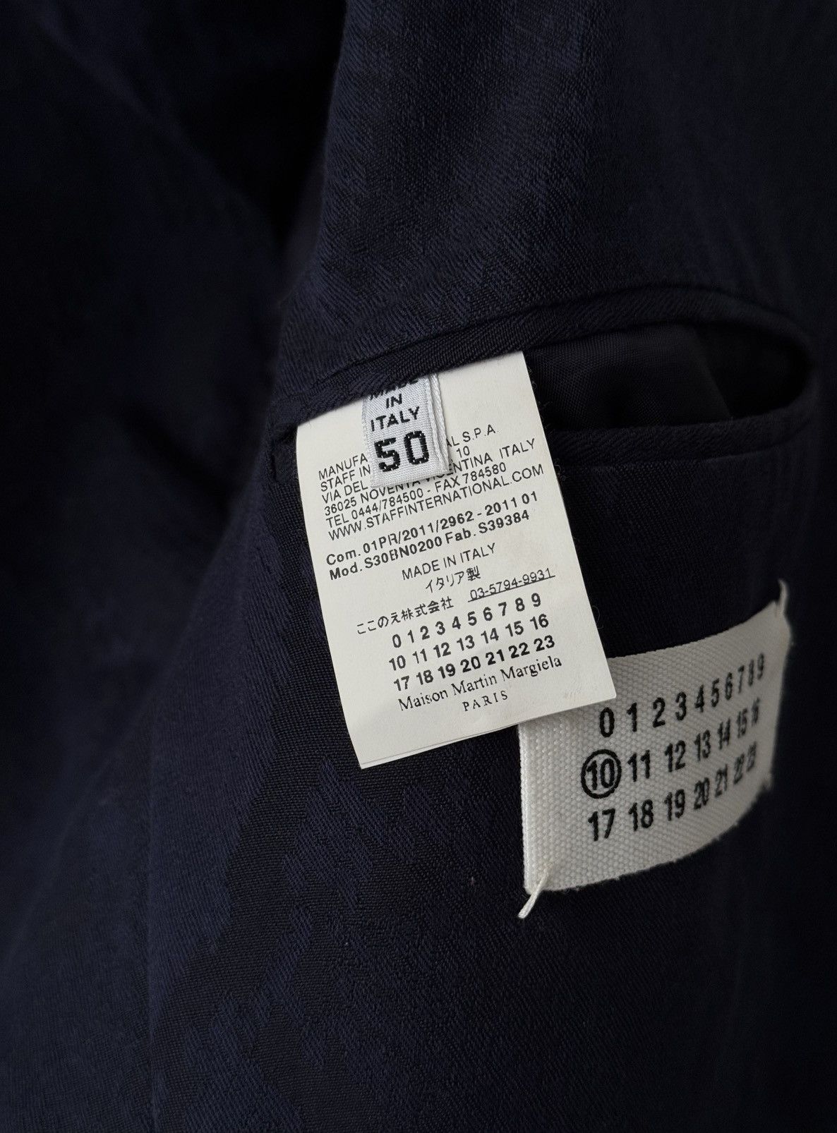 Maison Margiela 2011 Maison Margiela Blue Snake Pattern Blazer Jacket Size US M / EU 48-50 / 2 - 8 Thumbnail