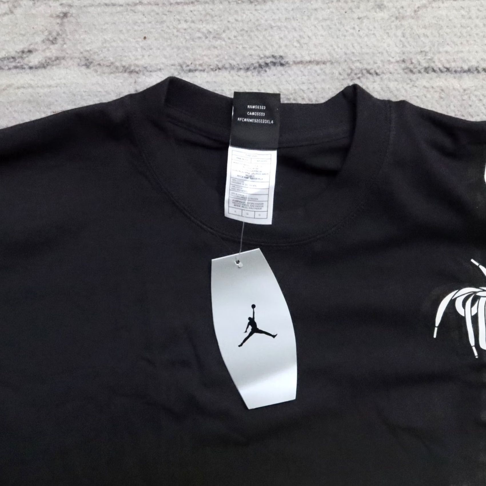Nike Vintage Nike Air Jordan 1 Shoulder Lace Shirt L Black Mens Size US L / EU 52-54 / 3 - 7 Thumbnail