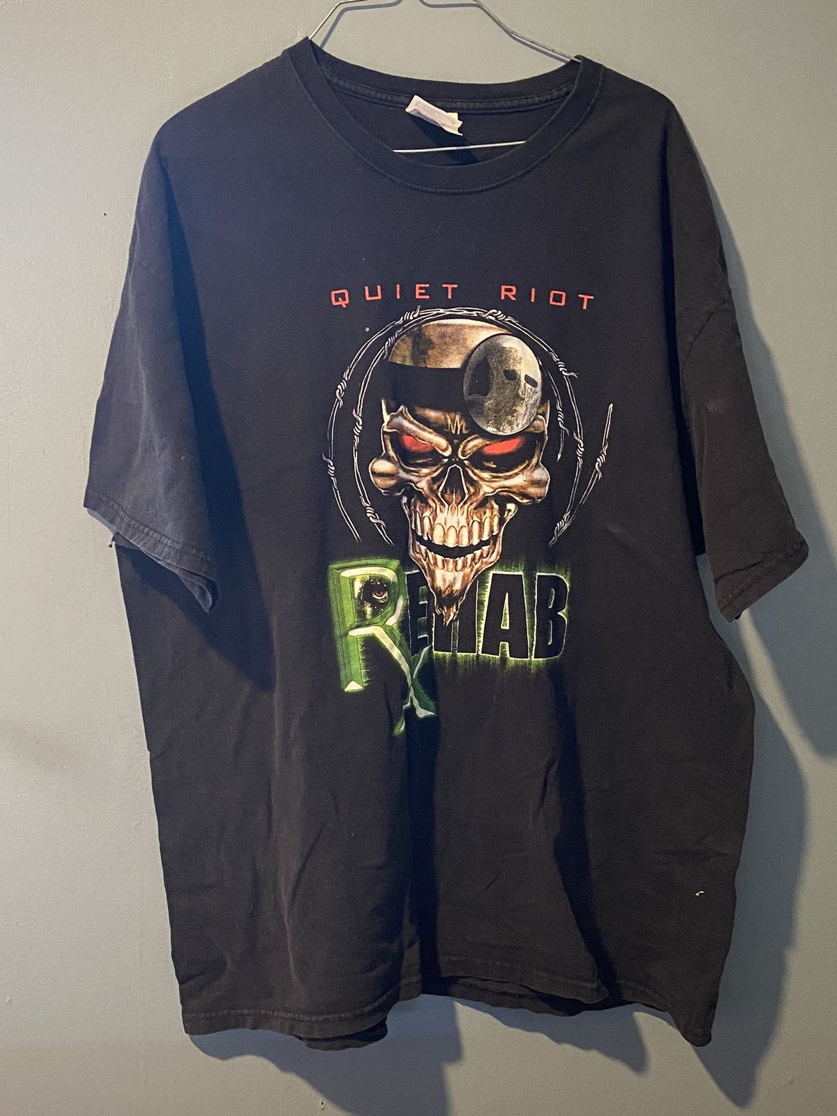 Band Tees × Vintage Very Rare Quiet Riot 2006 "Rehab" XL Black Shirt HRKB047 Size US XL / EU 56 / 4 - 1 Thumbnail