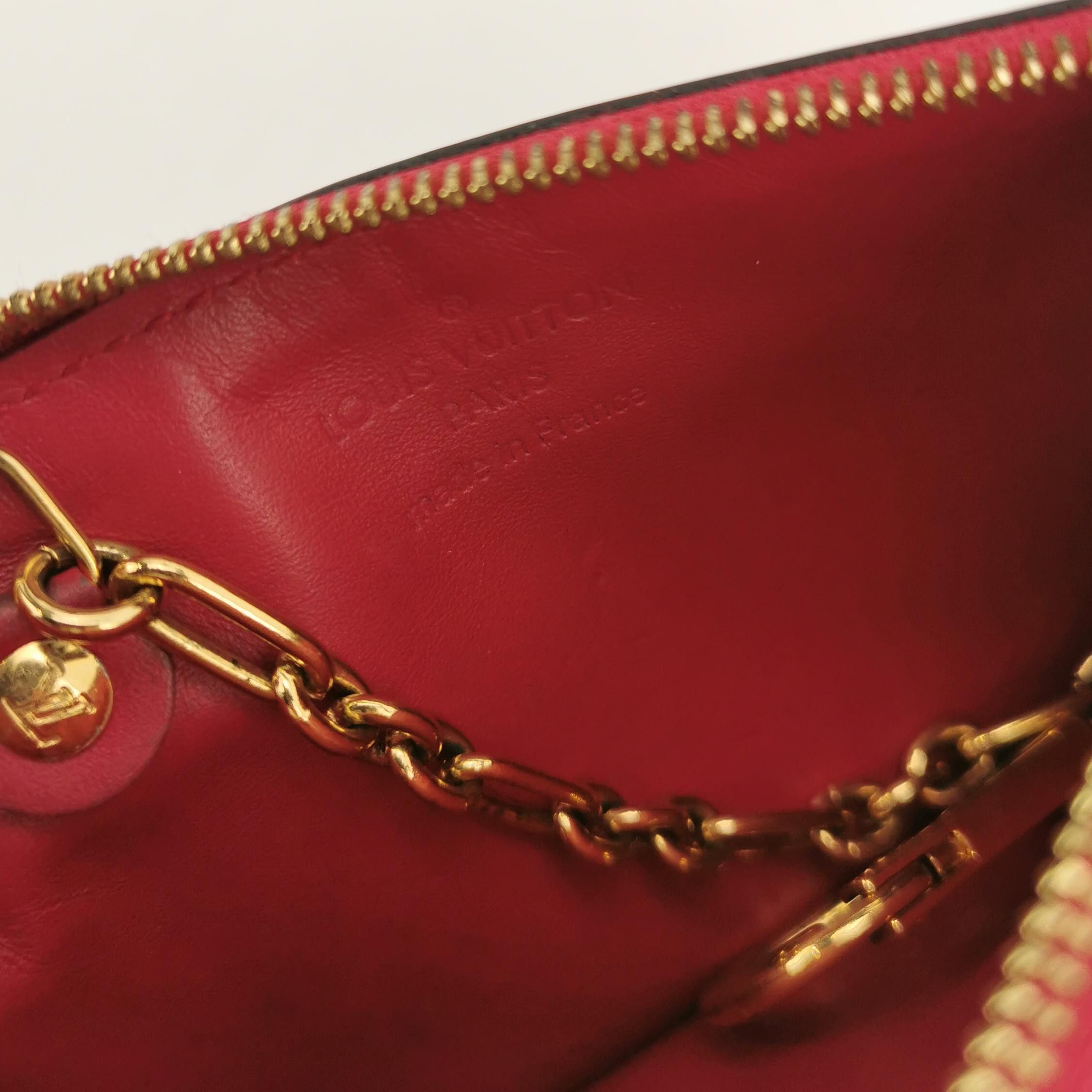 Louis Vuitton Louis Vuitton (LV) Patent leather monogram embossed logo zi Size ONE SIZE - 4 Thumbnail