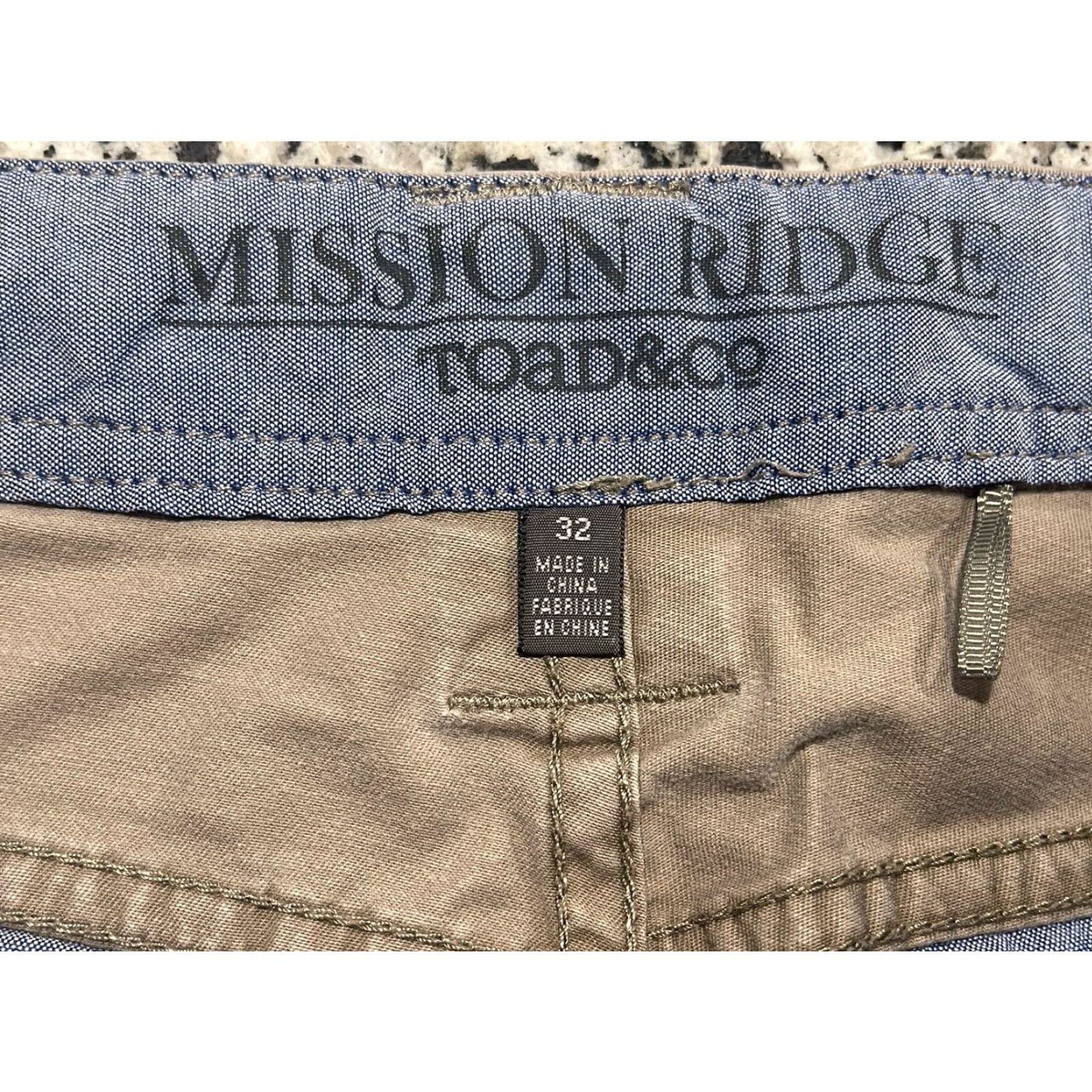 Toad&Co Toad & Co Men’s Mission Ridge Pant Khaki Sz 32 Measures 33x30 Chino Cotton Blend Stretch Regular Inseam 30 Size US 32 / EU 48 - 2 Thumbnail
