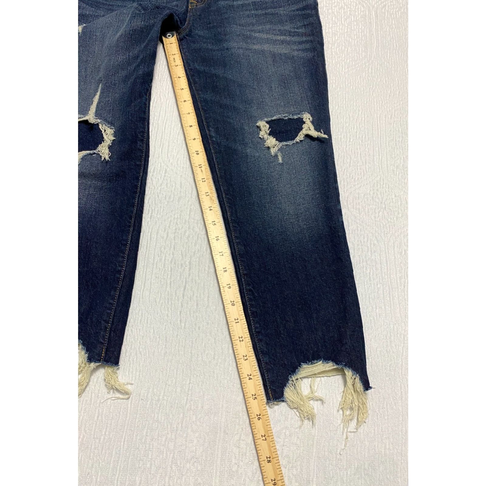 Gap Gap Best Girlfriend Capri Jeans Women's 29 Blue Denim Distressed Frayed Hem Capris 5-Pocket Size ONE SIZE - 5 Thumbnail