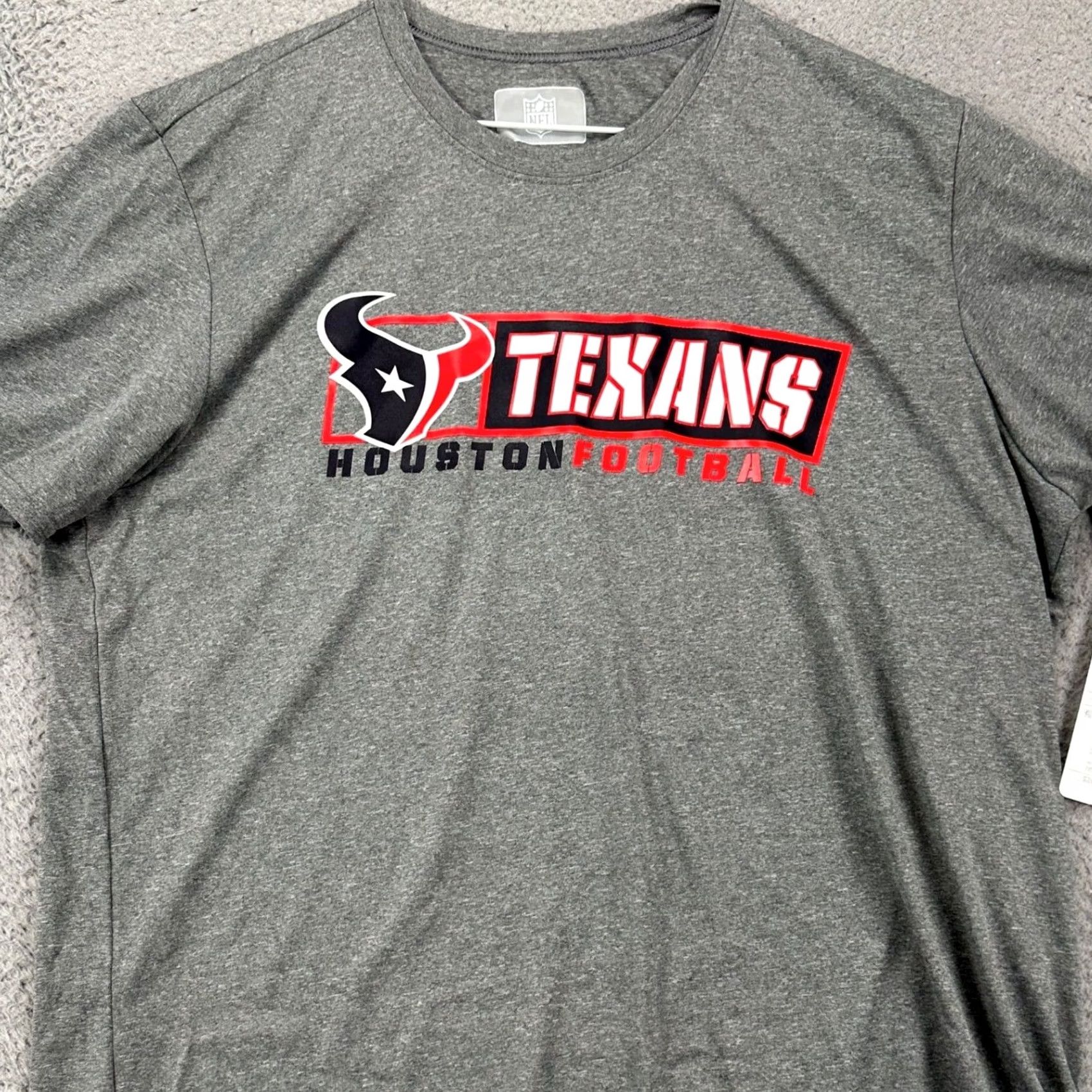 NFL NFL Houston Texas T-Shirt Mens XL Grey Red Football Short Sleeve NEW Size US XL / EU 56 / 4 - 2 Thumbnail