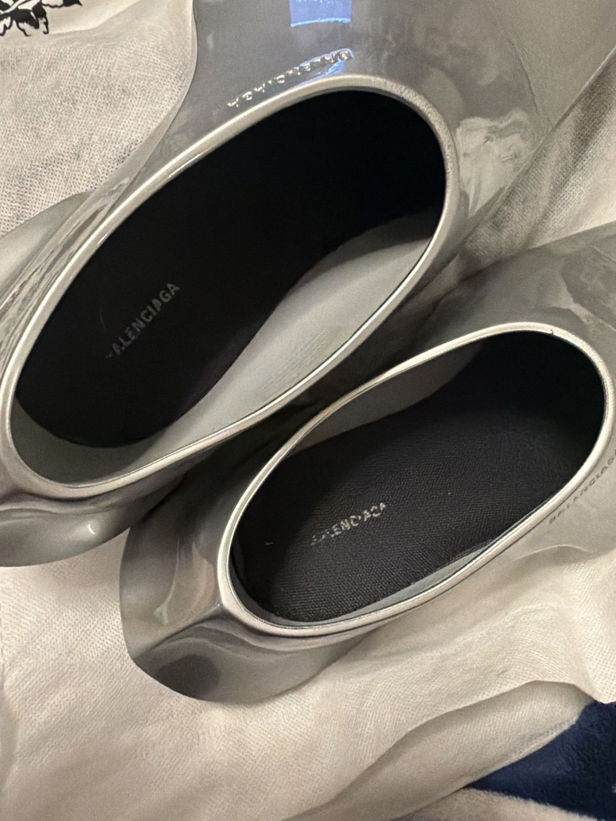 Balenciaga Balenciaga space shoe Silver Size US 11 / EU 44 - 8 Thumbnail