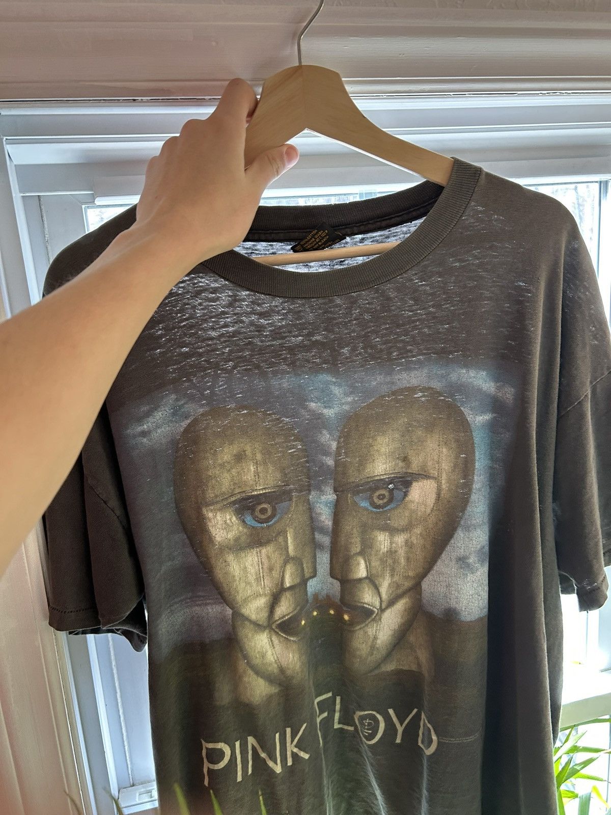 Pink Floyd 1994 pink floyd bell division tour tee Size US XL / EU 56 / 4 - 10 Thumbnail
