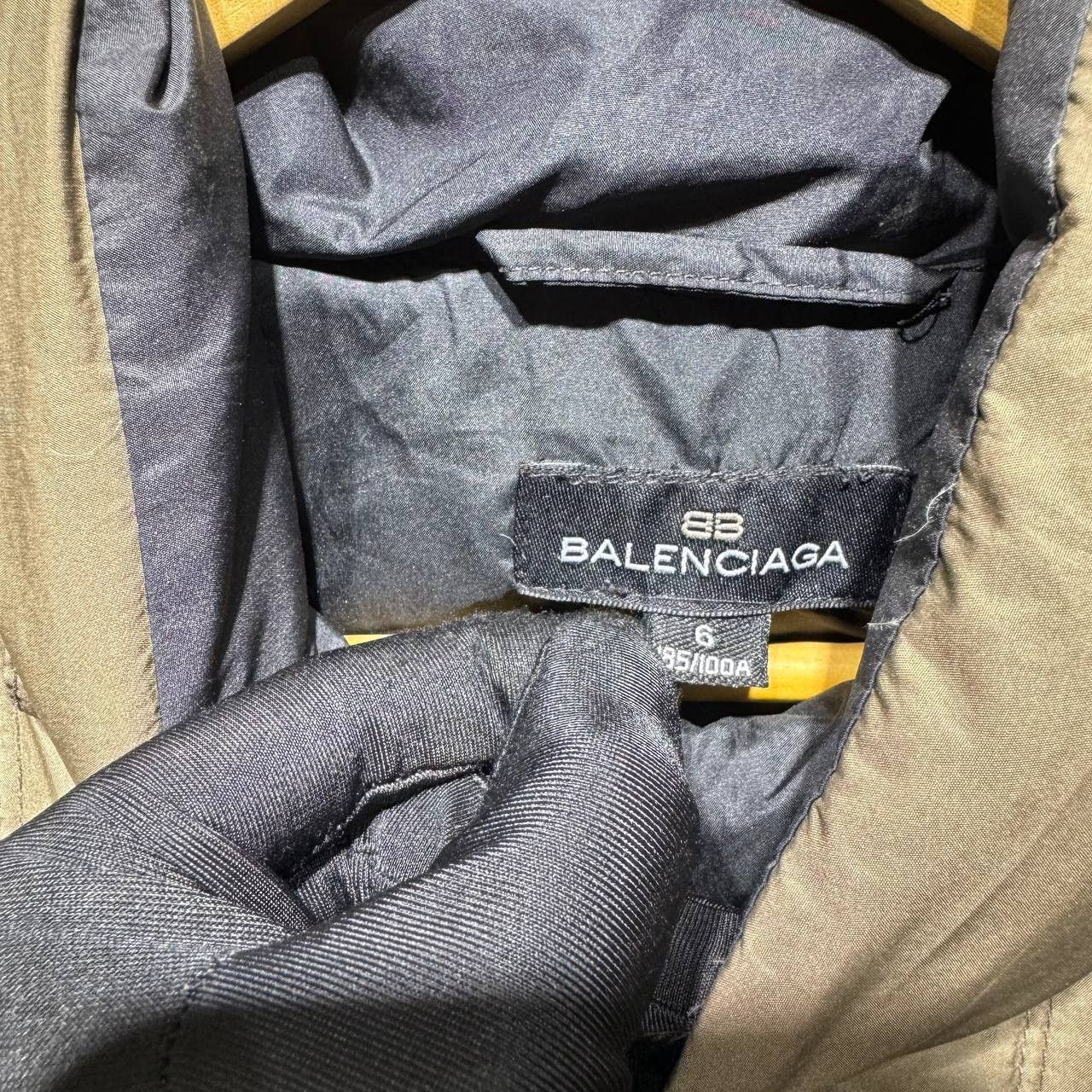 Balenciaga Balenciaga BB small logo embroidered puffer jacket Size US XXL / EU 58 / 5 - 8 Thumbnail