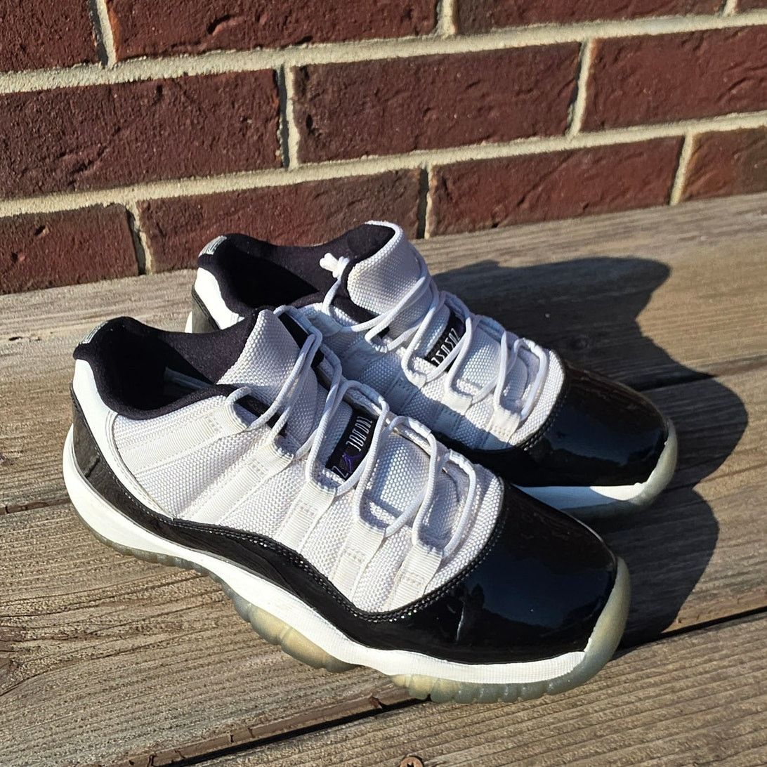 Jordan Brand × Nike Nike Air Jordan 11 Retro Low (GS) "Concord (2014)" Size US 6 / EU 39 - 1 Thumbnail
