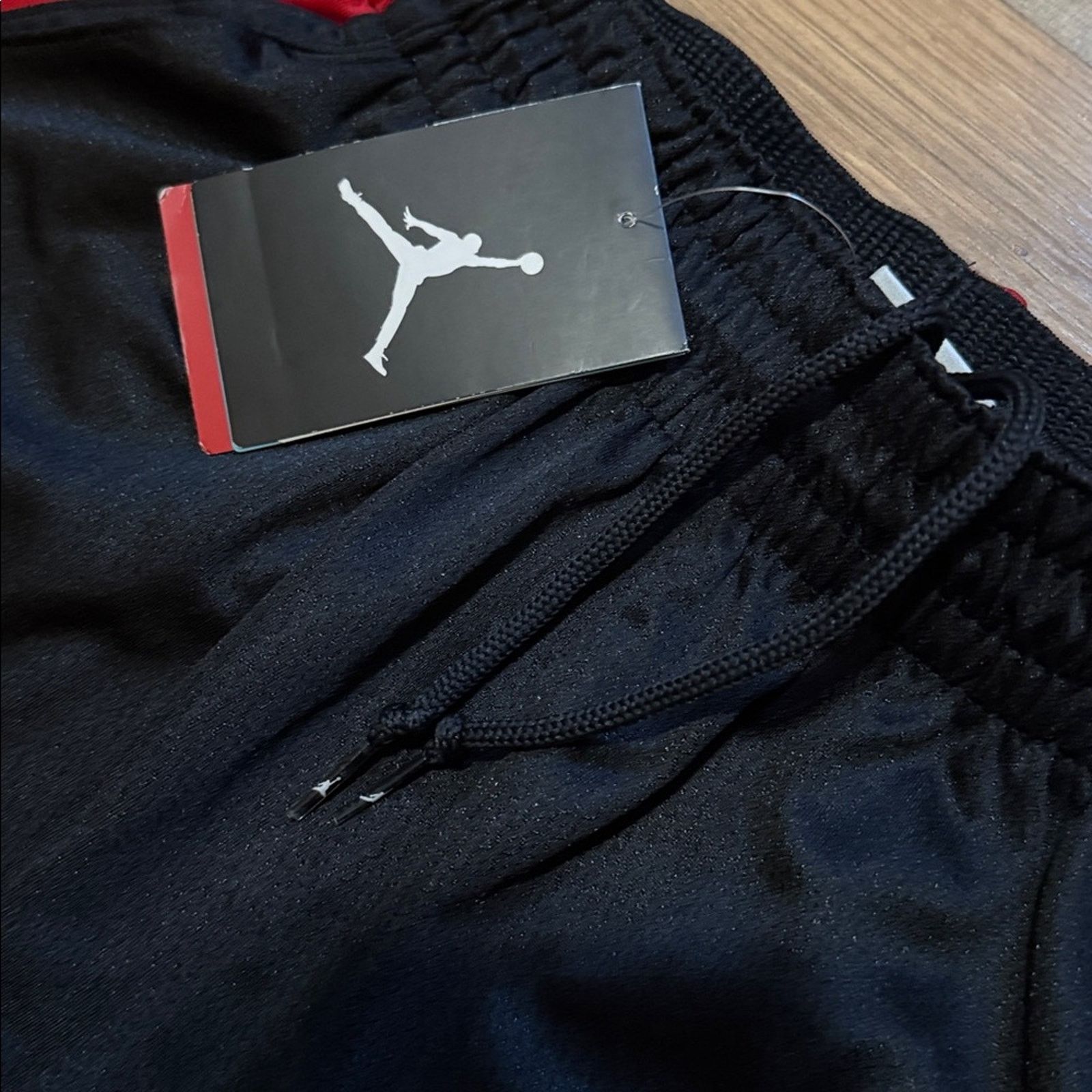 Jordan Brand 2015 Jordan Dri-Fit Shorts Bred Size US 27 - 5 Thumbnail