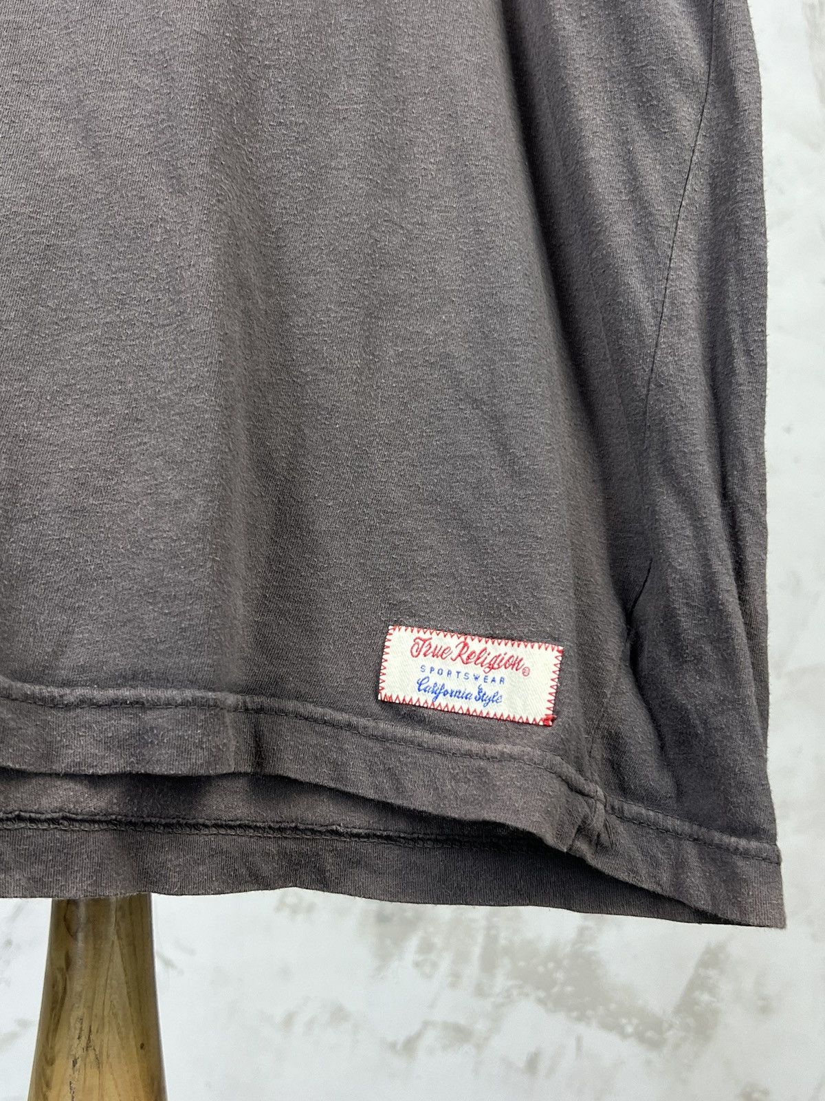 True Religion Vintage True Religion Graphic T-Shirt Size L - XL Size US XL / EU 56 / 4 - 7 Thumbnail