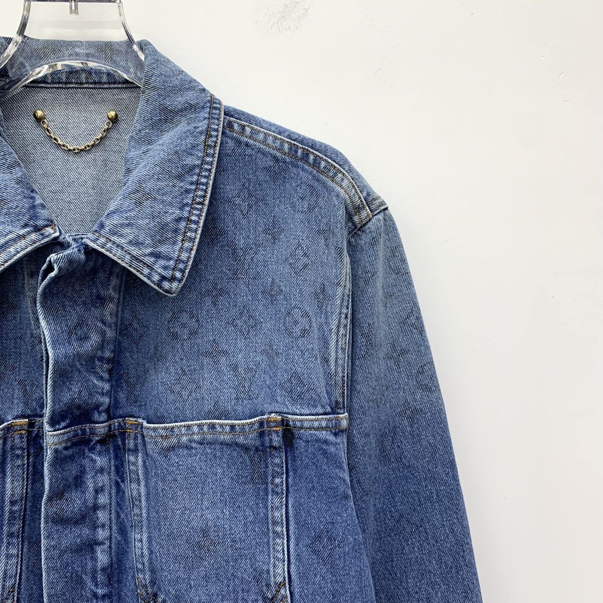 Louis Vuitton Louis Vuitton Navy Blue Logo Denim Jacket Size M / US 6-8 / IT 42-44 - 3 Thumbnail