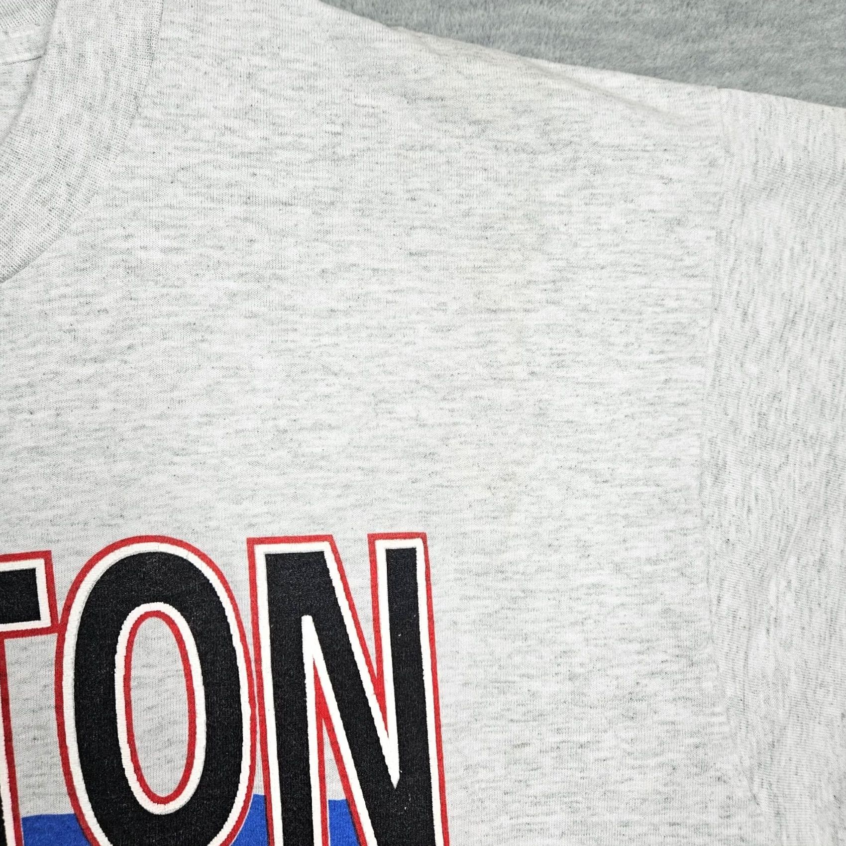 Fruit Of The Loom VINTAGE Bill Clinton Presidential Inauguration Graphic Short Sleeve Tee XL Gray Mens T-Shirt 1990s Size US 36 / EU 52 - 4 Thumbnail