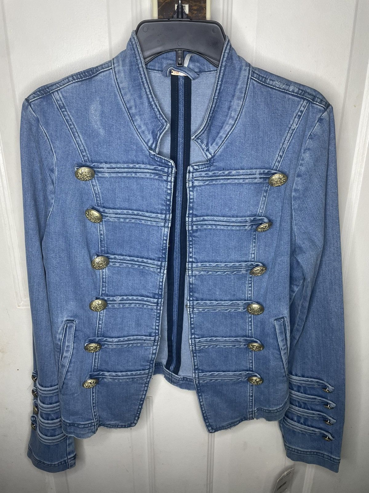 Free People NWT Free People Distressed Military Style Denim Jacket Size L / US 10 / IT 46 - 1 Thumbnail
