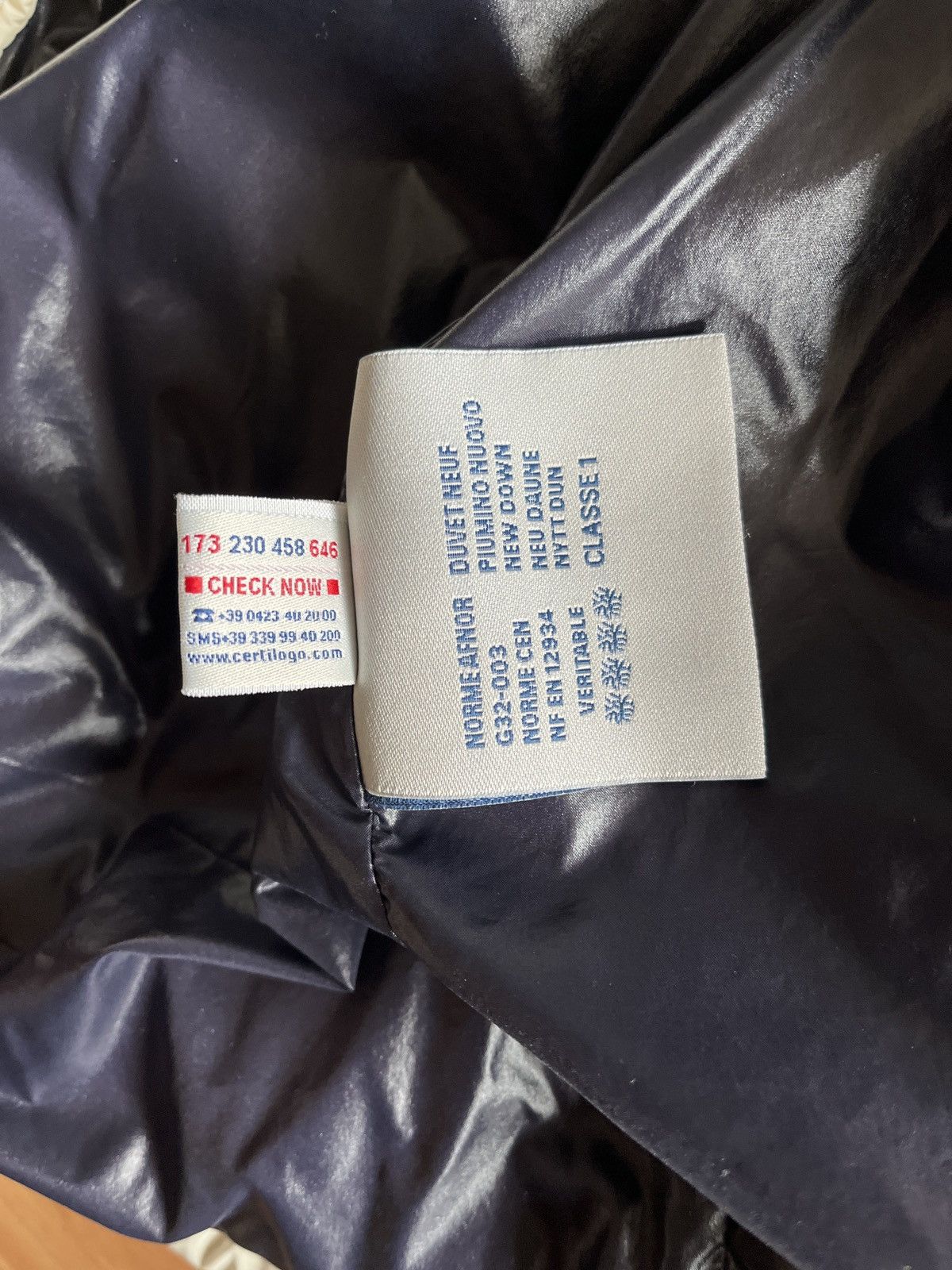 Moncler Moncler Chamonix Menuire Alt Chief Keef White Striped Jacket Size US M / EU 48-50 / 2 - 7 Thumbnail