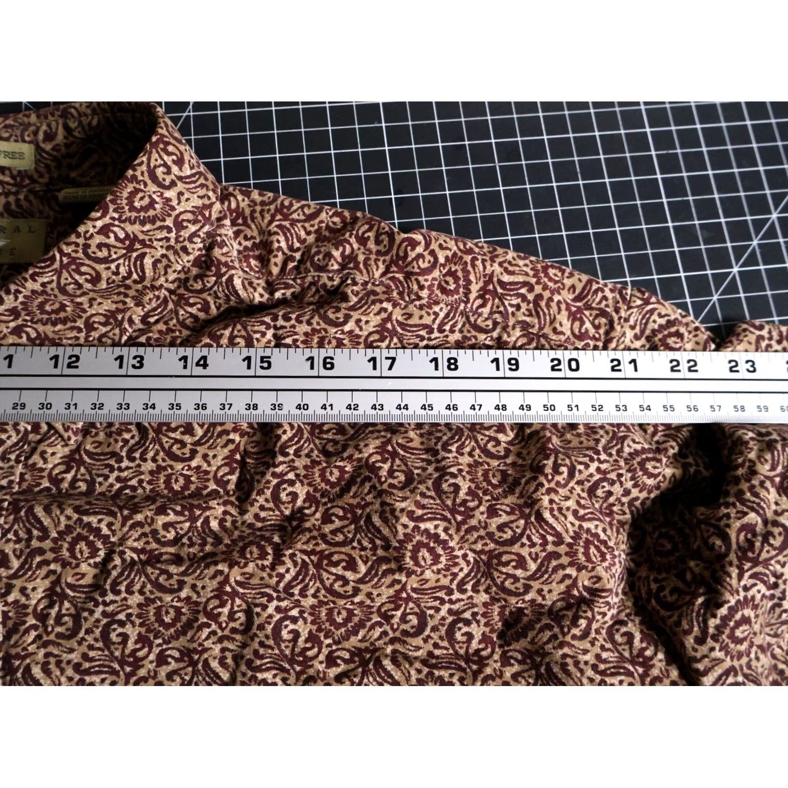 Vintage VINTAGE Paisley Pattern Shirt Natural Issue 2XL Brown Dark Red Long Sleeve Button-Up Mens Hippie Retro 90s Size US XXL / EU 58 / 5 - 7 Thumbnail