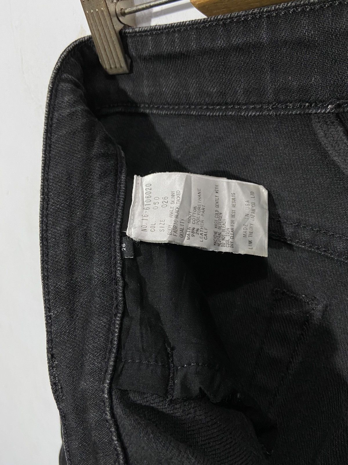 Helmut Lang Helmut Lang Ankle Skinny Jeans Pants Size 26" / US 2 / IT 38 - 8 Thumbnail