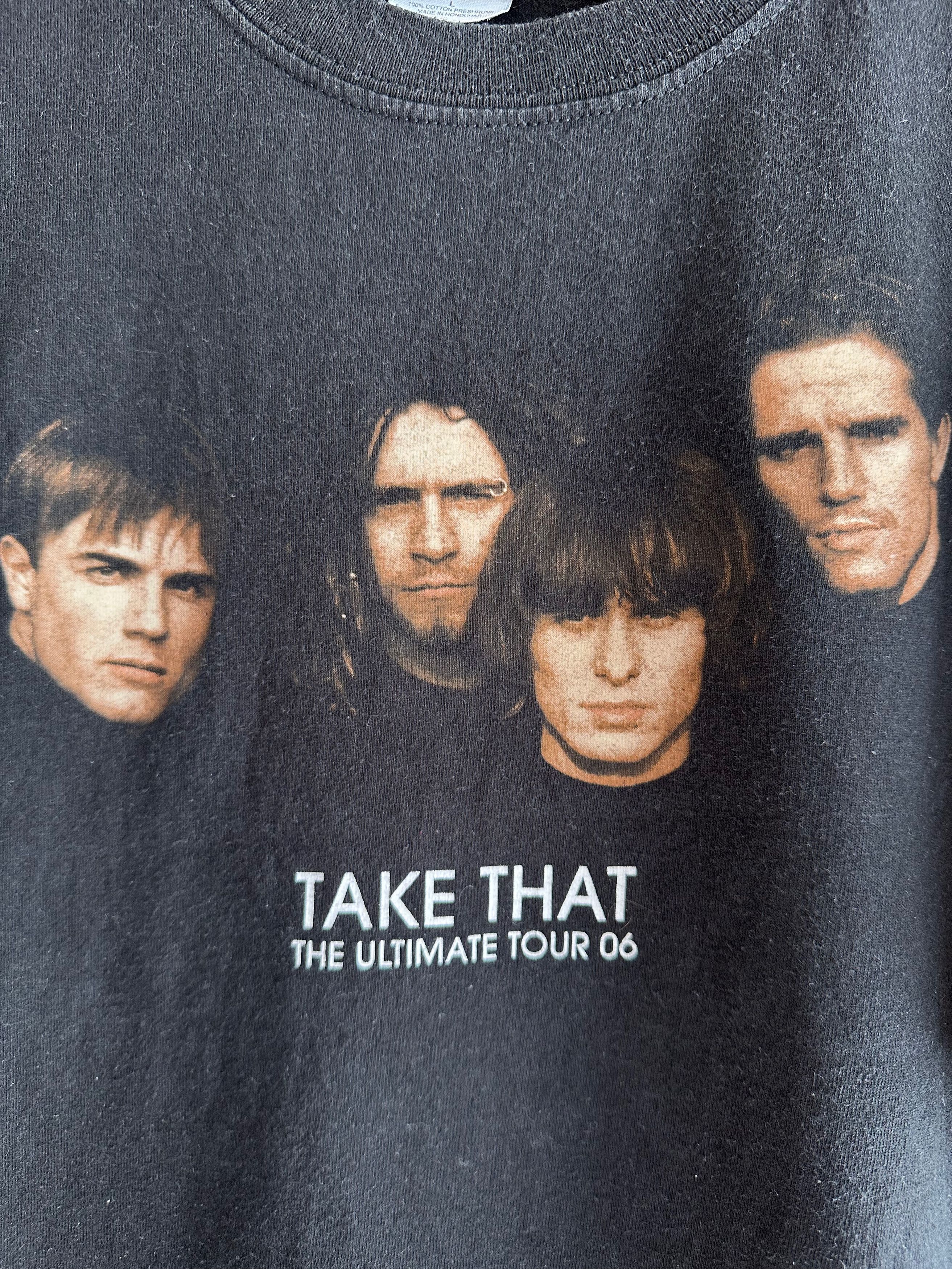 Band Tees 2006 Take That Tour Tee rock band t shirt rock Heavy Faded Size US L / EU 52-54 / 3 - 3 Thumbnail