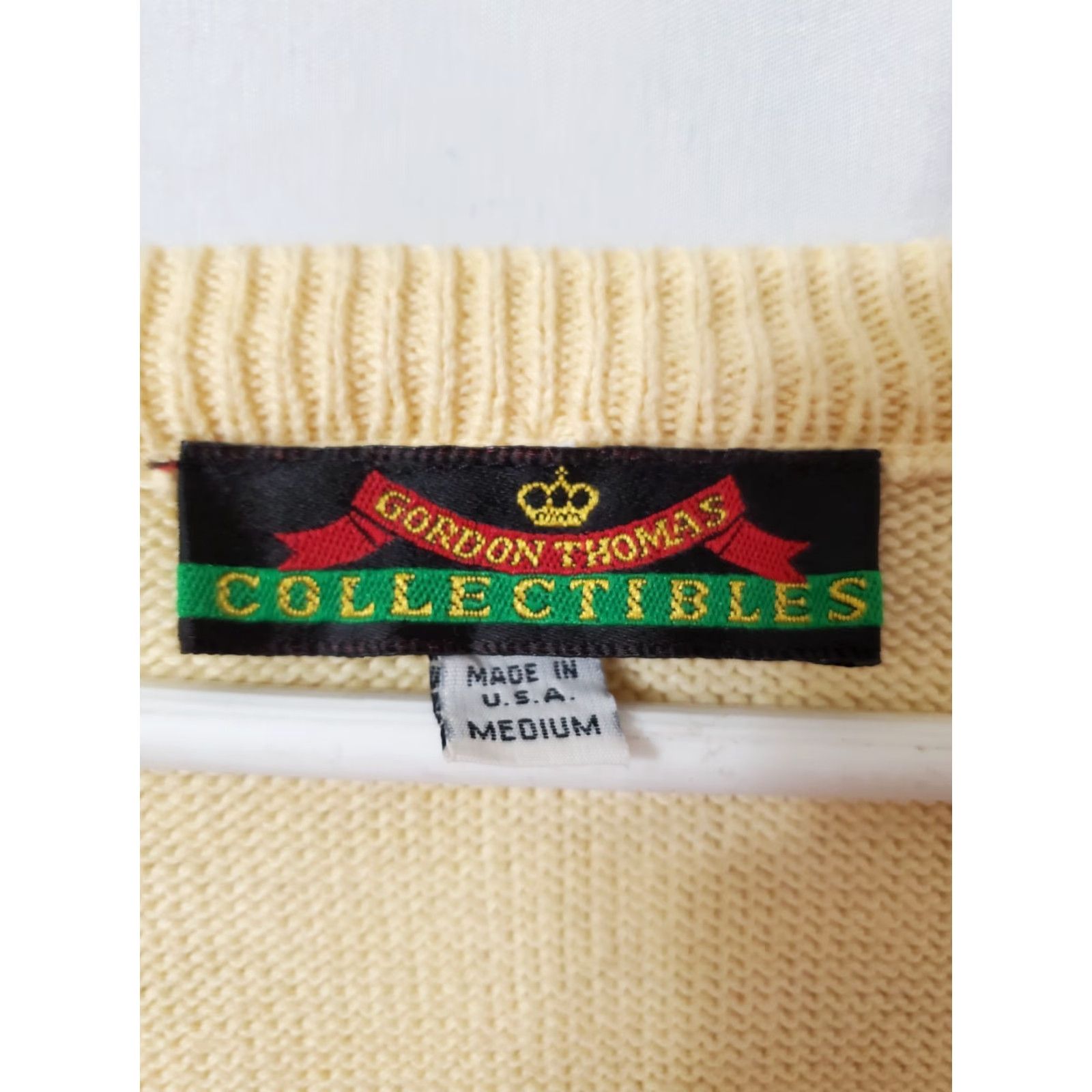 Vintage Gordon Thomas Collectibles Sweater V Neck Yellow Size M USA Egyptian Cotton Cable-Knit Pullover Mens Regular Size US M / EU 48-50 / 2 - 2 Thumbnail