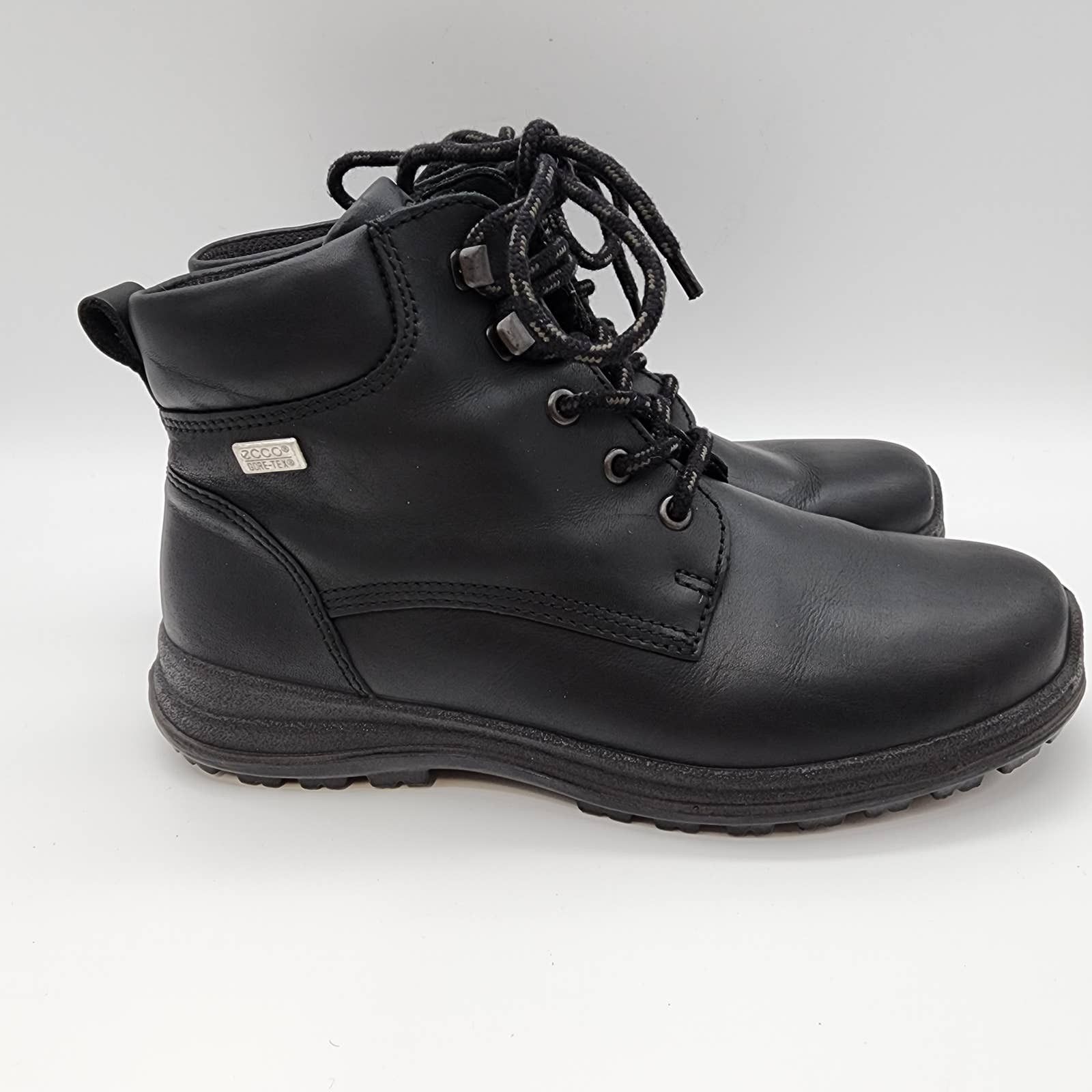 Ecco ecco Rugged Waterproof Boots Mens 7.5 Women 10.5 Black | Grailed