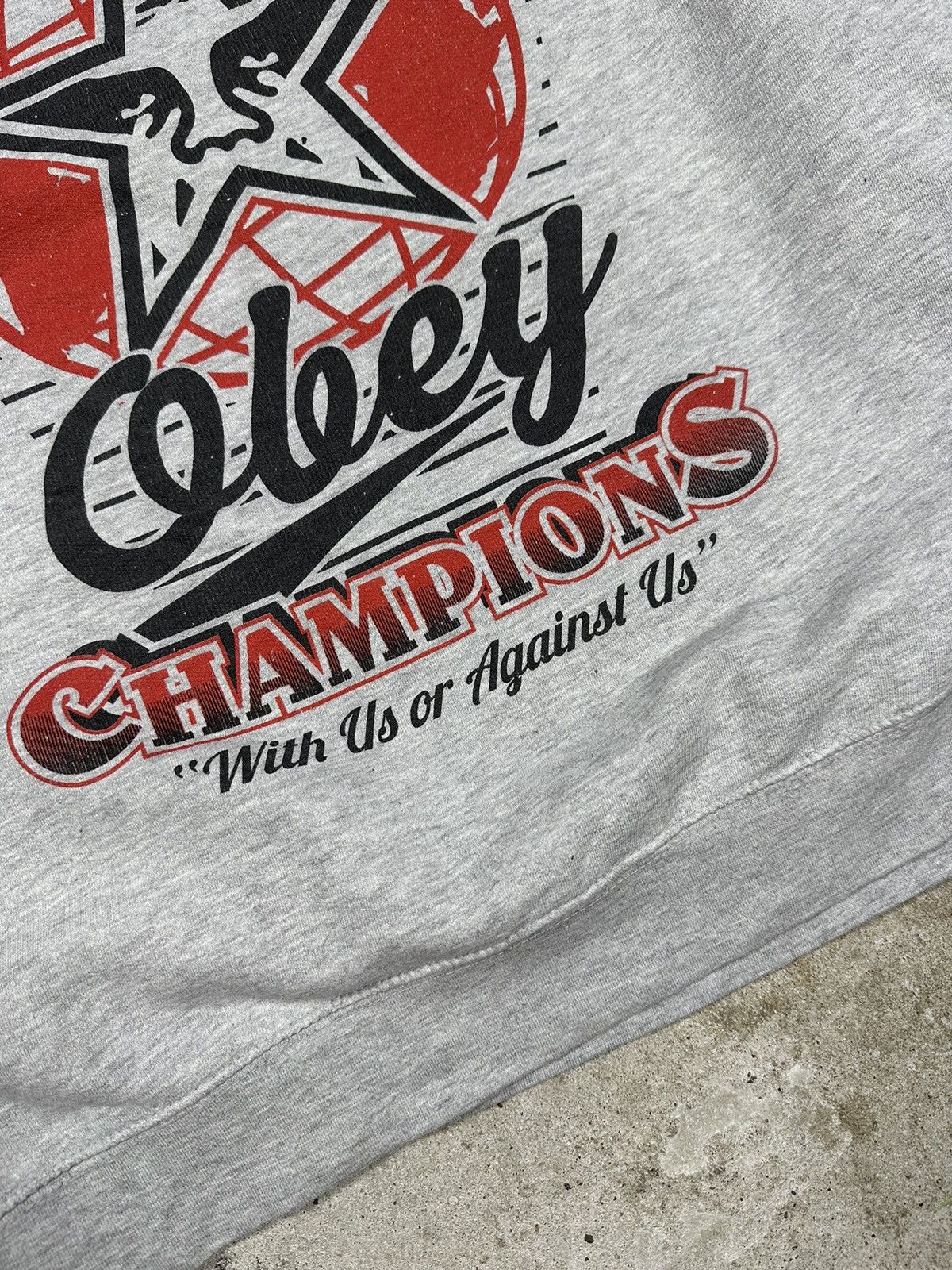 Obey × Vintage Vintage Y2K Obey All City Champions Grey Crewneck Sweatshirt Size US L / EU 52-54 / 3 - 3 Thumbnail