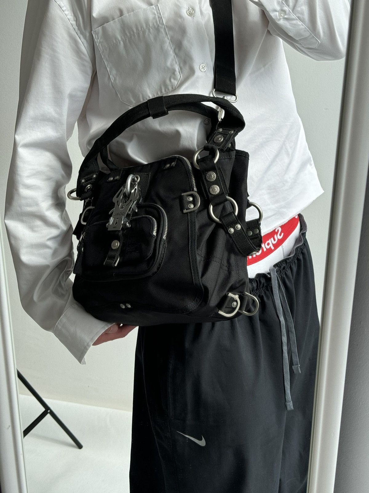George Gina & Lucy Very Rare George Gina & lucy Y2k Alyx Bag Crossbody Handbag Size ONE SIZE - 4 Thumbnail