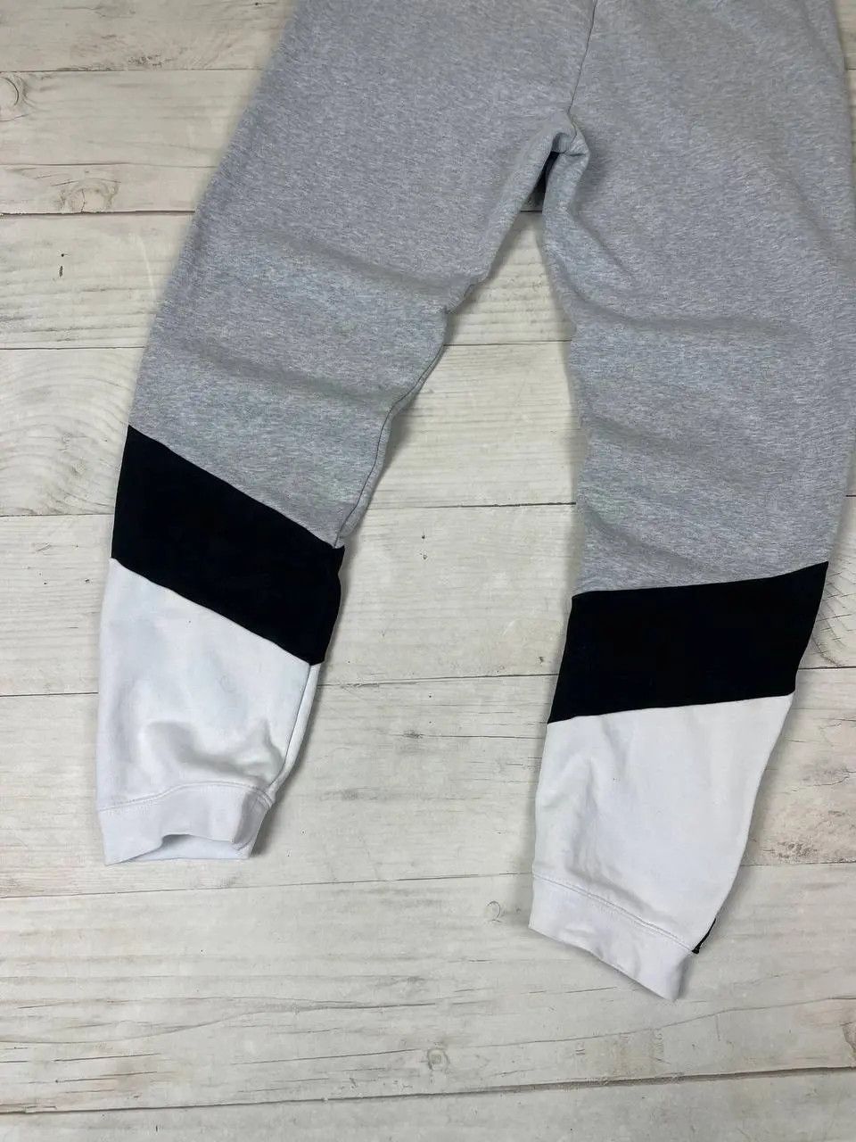 Lacoste Lacoste Lampas Sweatpants Size US 30 / EU 46 - 15 Thumbnail