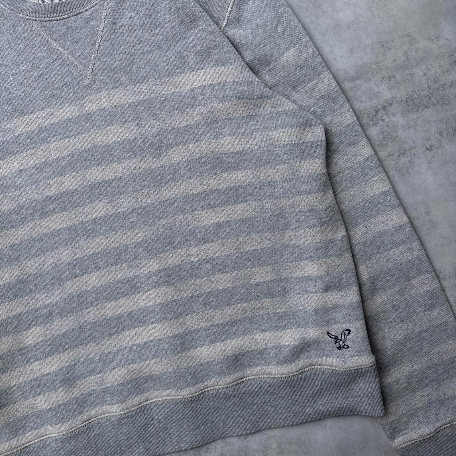 American Eagle Outfitters Y2K American Eagle 00s Gray Sweatshirt Size US M / EU 48-50 / 2 - 4 Thumbnail