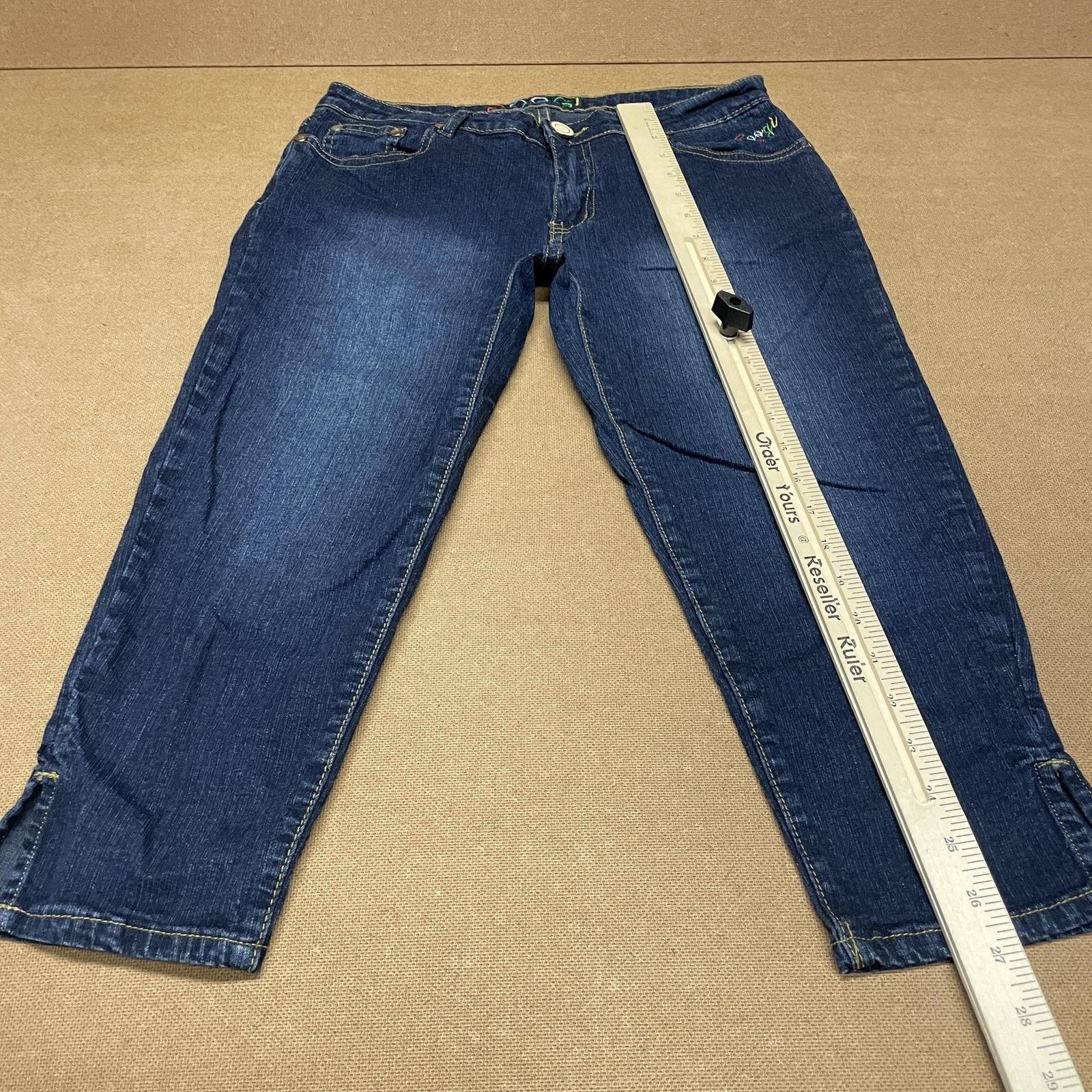 Coogi Coogi Jeans Womens 9/10 Dark Wash Embroidered Butterfly Size 30" / US 8 / IT 44 - 7 Thumbnail