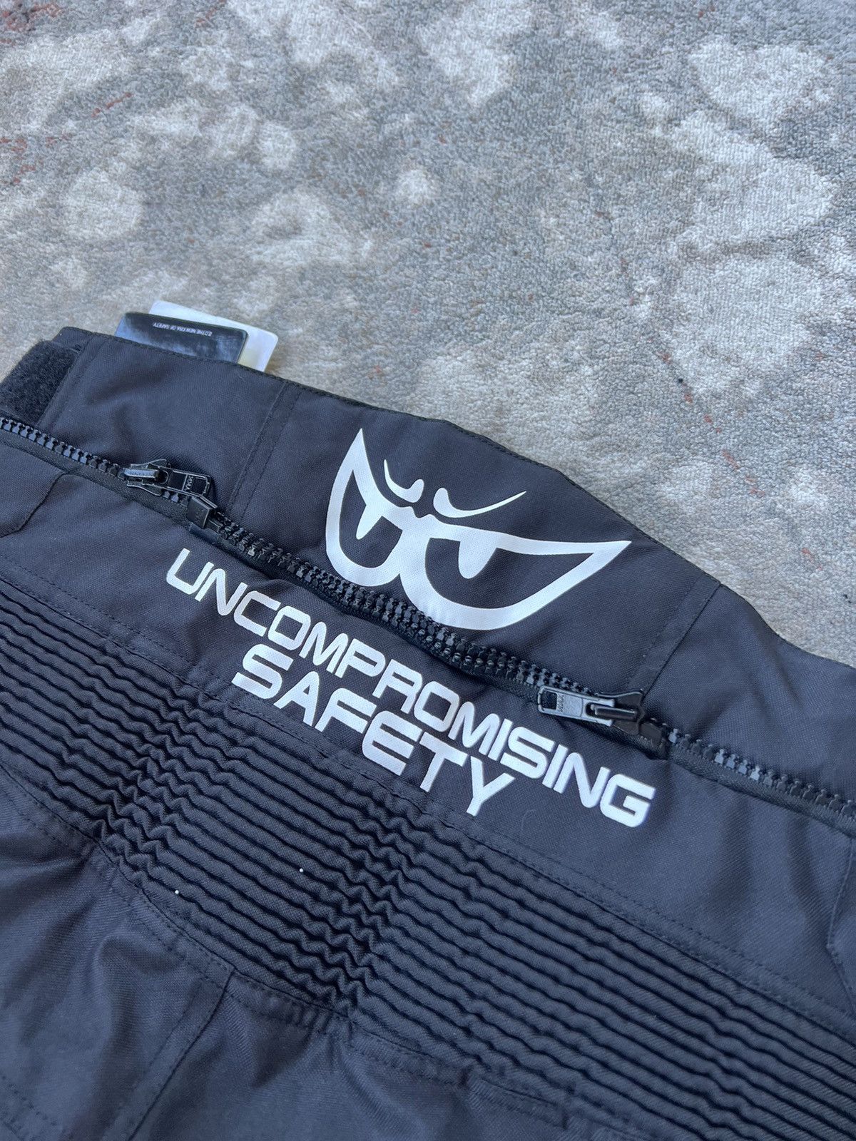 Other Berik Uncompromising Safety 2.0 Moto Pants Size US 38 / EU 54 - 13 Thumbnail
