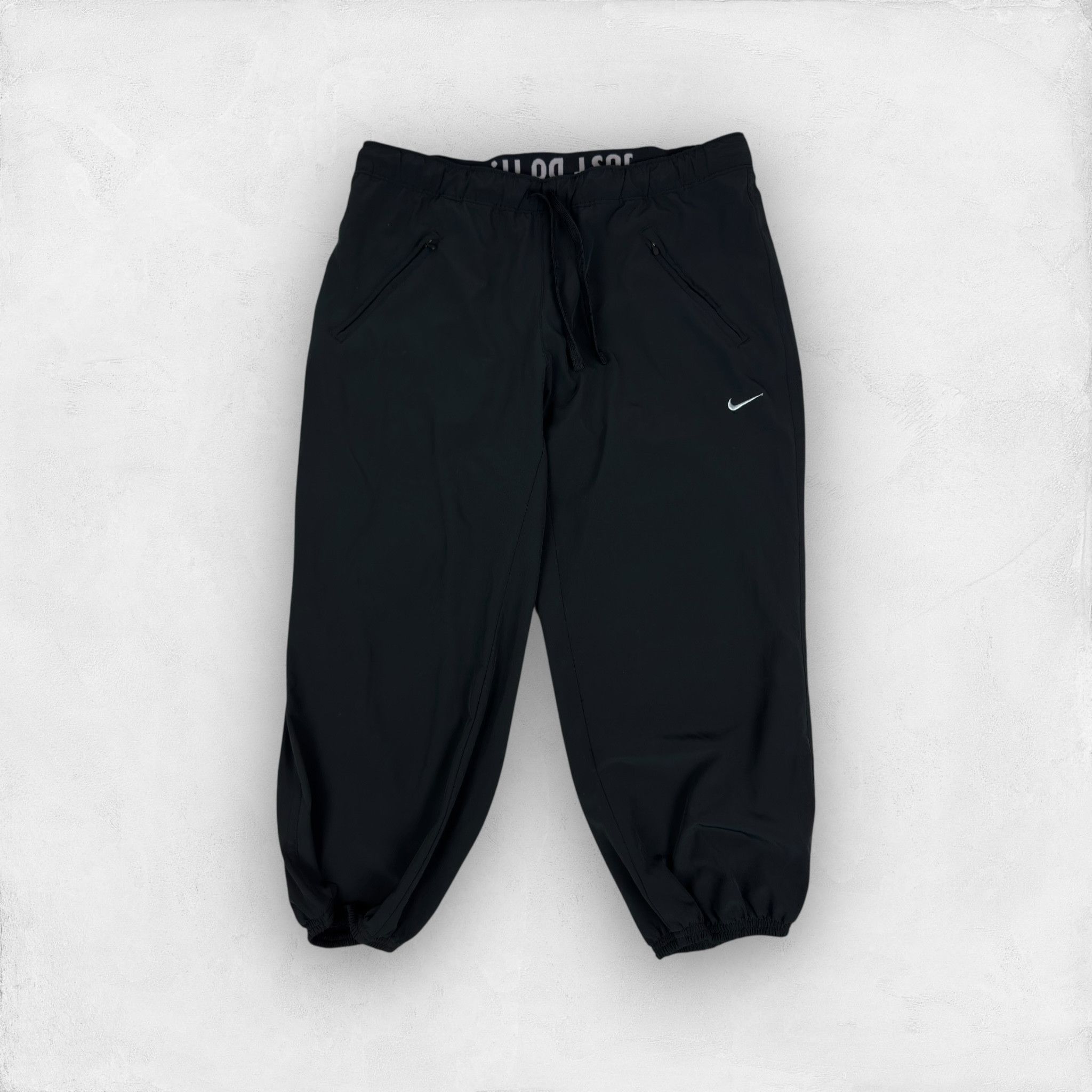 Nike × Vintage Nike Dri-Fit Men's Black Swoosh Tapered Leg Cropped Pants M Size US 30 / EU 46 - 1 Thumbnail