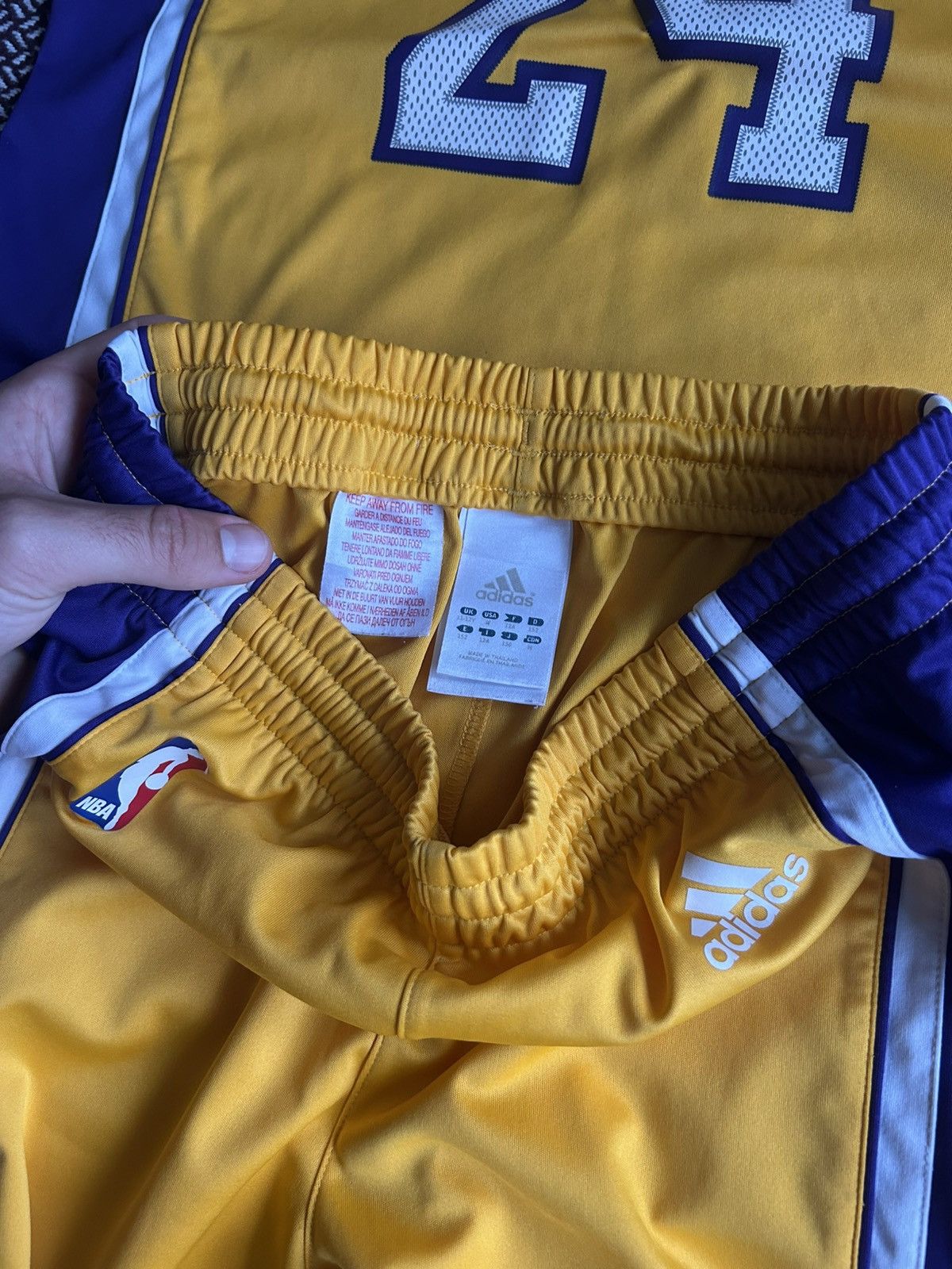 Adidas Adidas Lakers 24 NBA Bryant Jersey & Shorts Sportswear Kids Size US XS / EU 42 / 0 - 6 Thumbnail