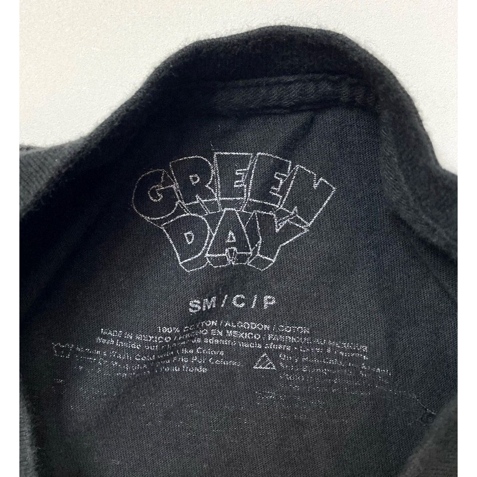 Vintage Green Day Dookie T-Shirt Women Small Black Short Sleeve Music Shirt Size S / US 4 / IT 40 - 4 Thumbnail