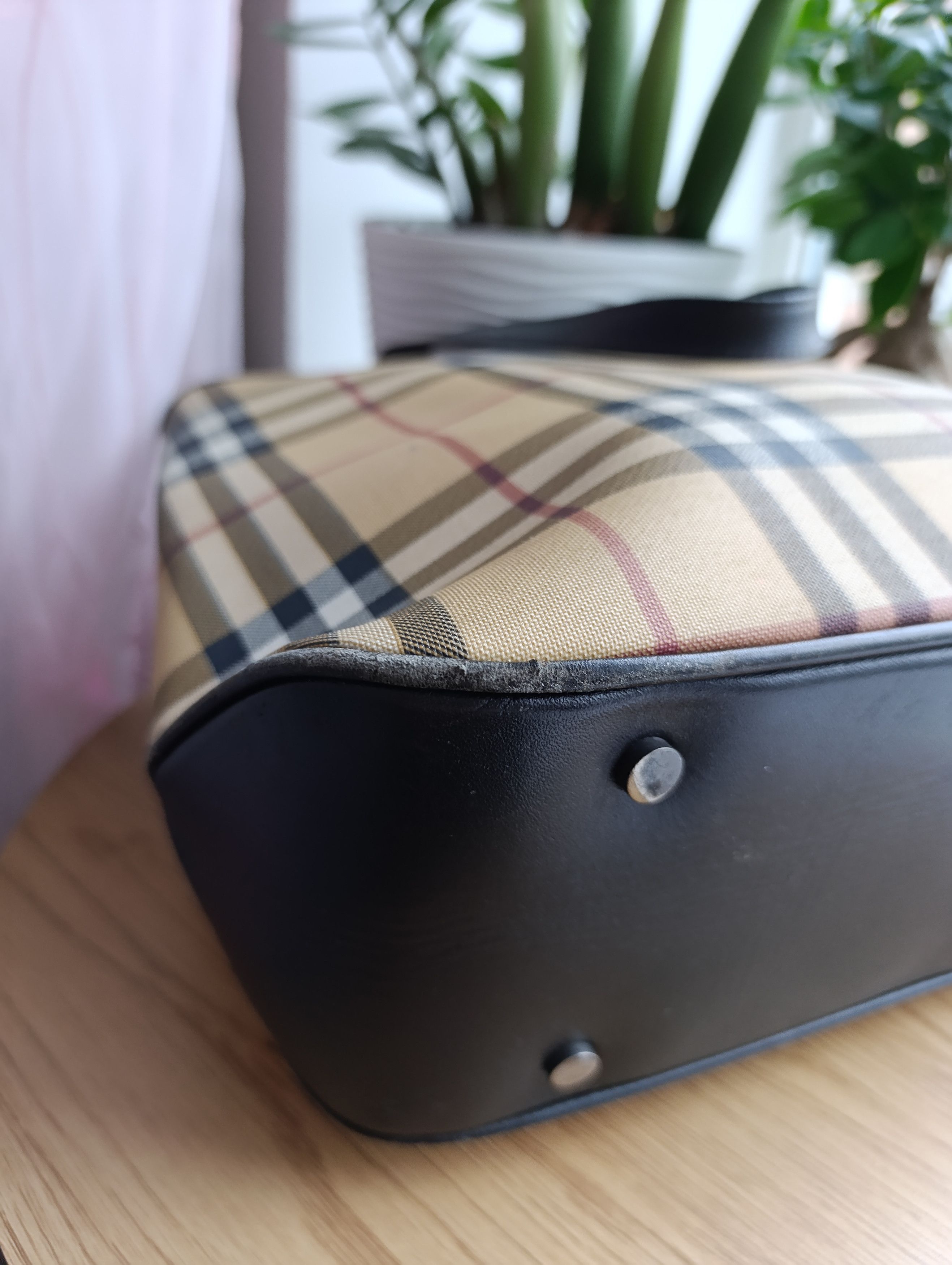 Burberry BURBERRY VINTAGE NOVA CHECK HAND BAG Size ONE SIZE - 12 Thumbnail