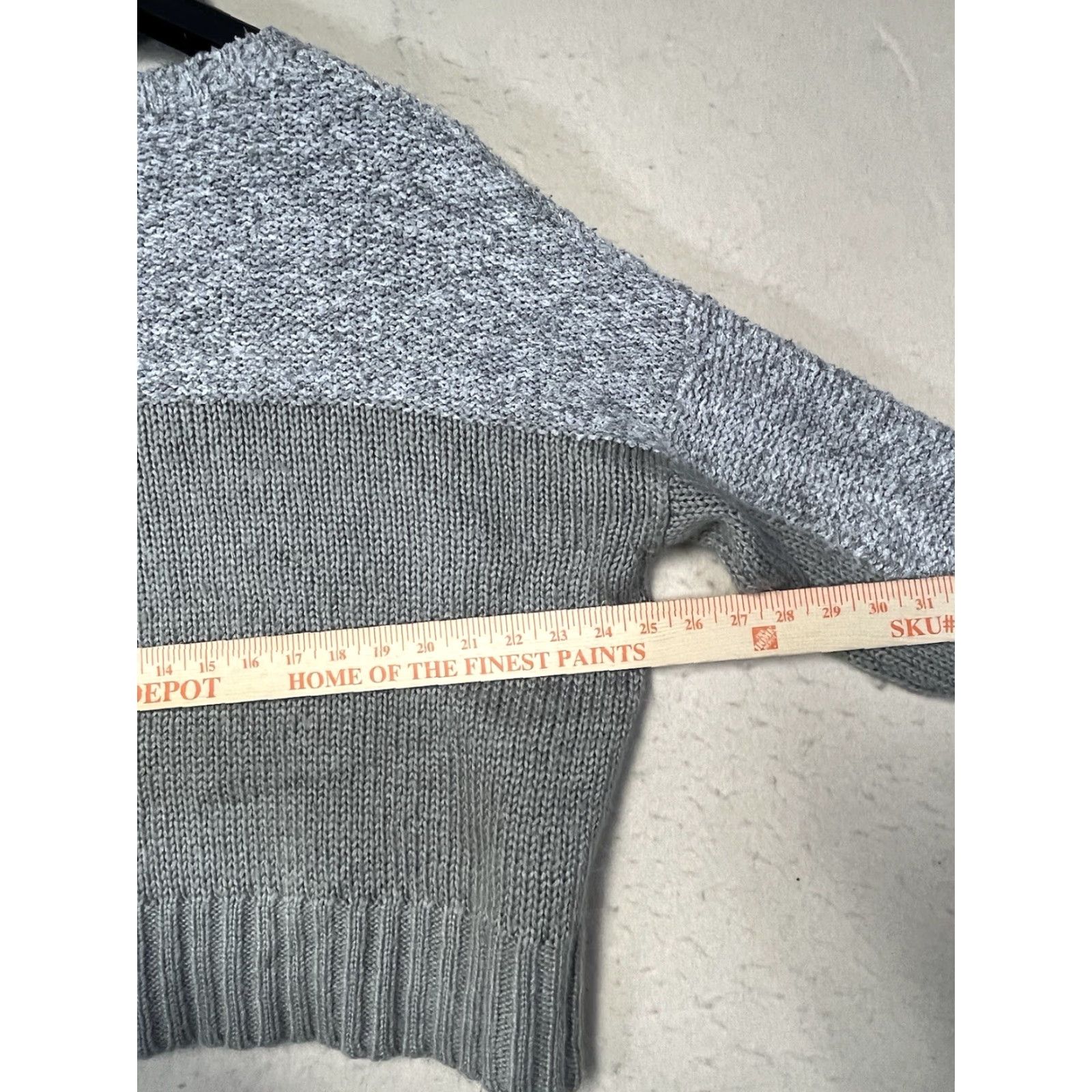 Vintage John + Jenn Sweater Women’s Size Medium Long Sleeve Gray Beige Size M / US 6-8 / IT 42-44 - 3 Thumbnail