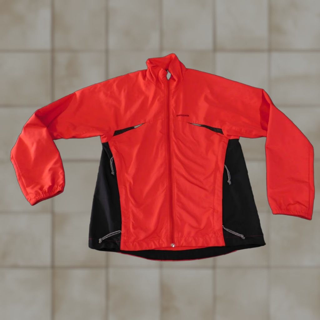Patagonia Patagonia Jacket Womens S Red Black Outdoor Lightweight Soft Shell Mid-Length Long Sleeve Fall Winter Spring - Womens Regular Fit Solid Pattern Jacket Size S / US 4 / IT 40 - 1 Thumbnail