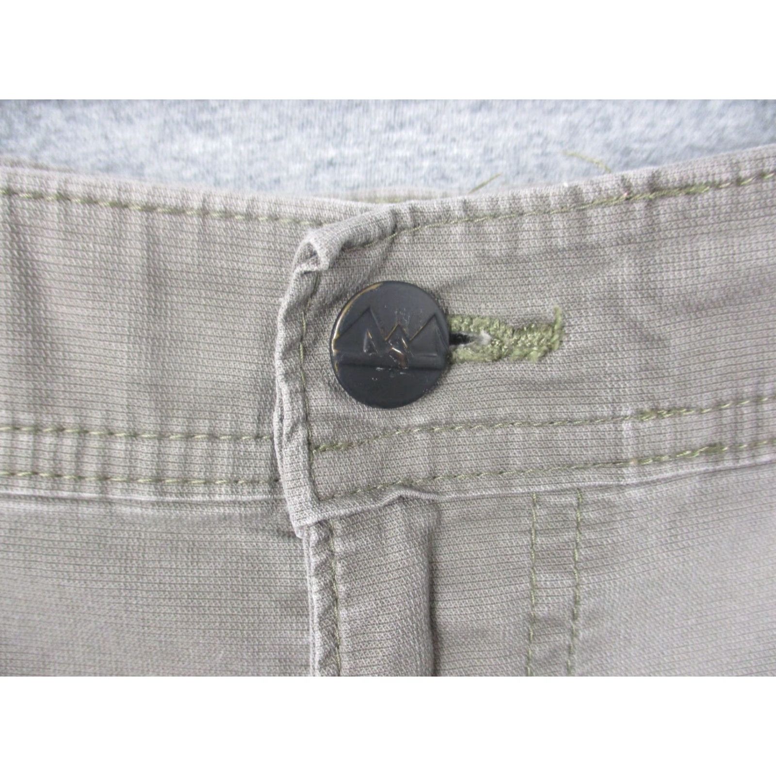 Wrangler Wrangler Cargo Shorts 42 Cotton Khaki Flat Front Stretch Men's Casual Outdoor Summer Beig e Size US 42 / EU 58 - 2 Thumbnail