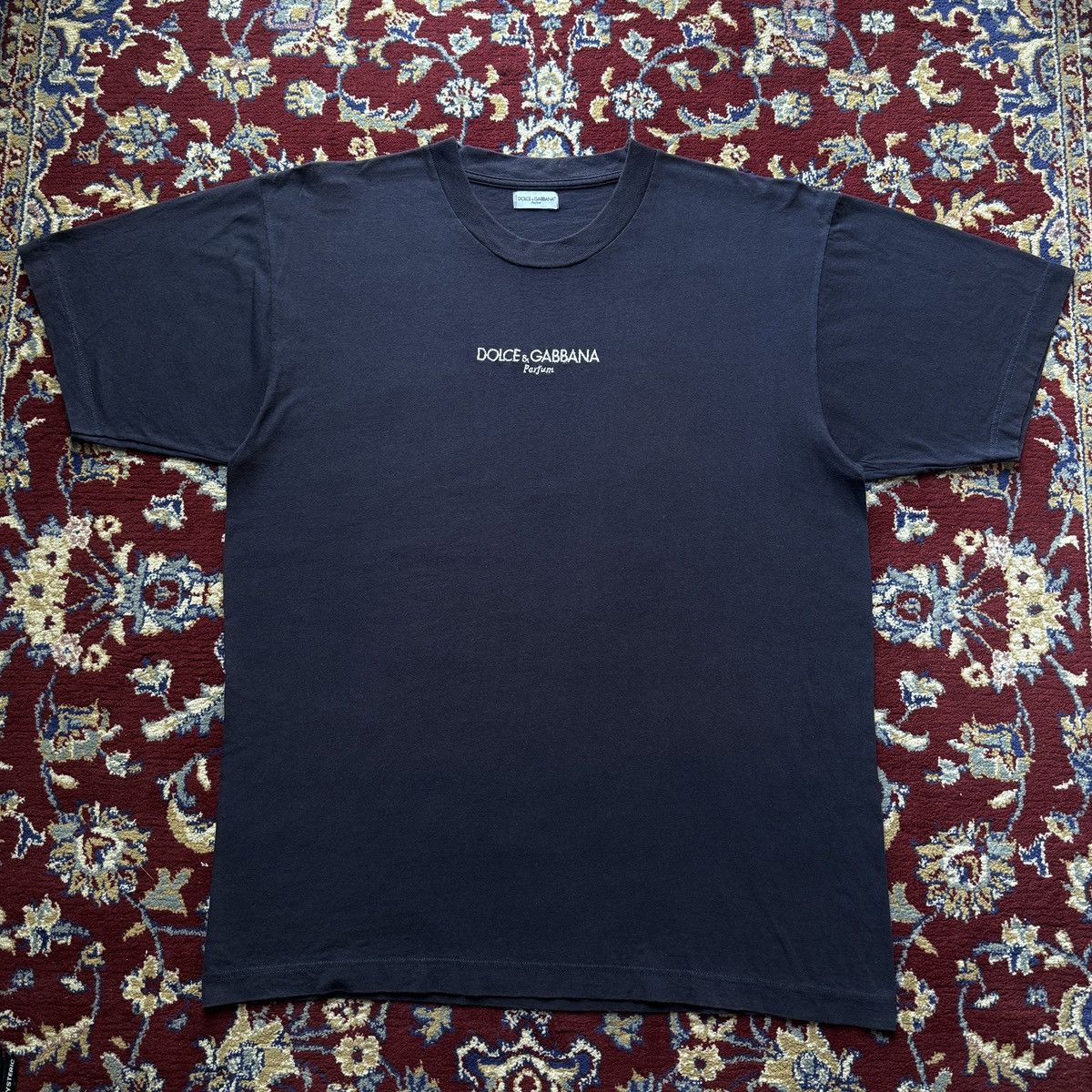 Dolce & Gabbana SAMPLE 90s Dolce & Gabbana Parfum Logo Tee Designer Brand Size US L / EU 52-54 / 3 - 3 Thumbnail
