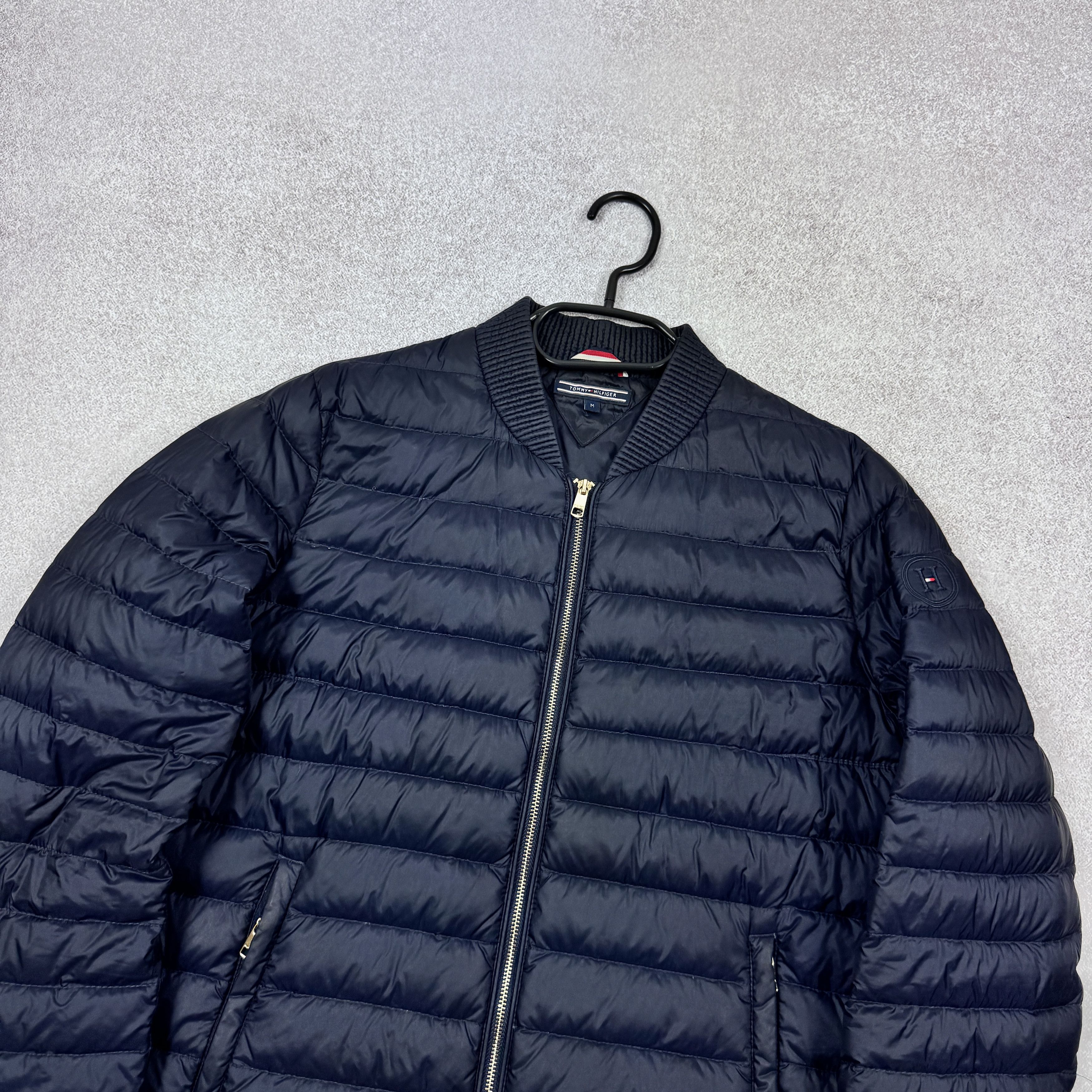 Tommy Hilfiger Women`s TOMMY HILFIGER Puffer Bomber Navy Down Jacket Size M Size M / US 6-8 / IT 42-44 - 2 Thumbnail