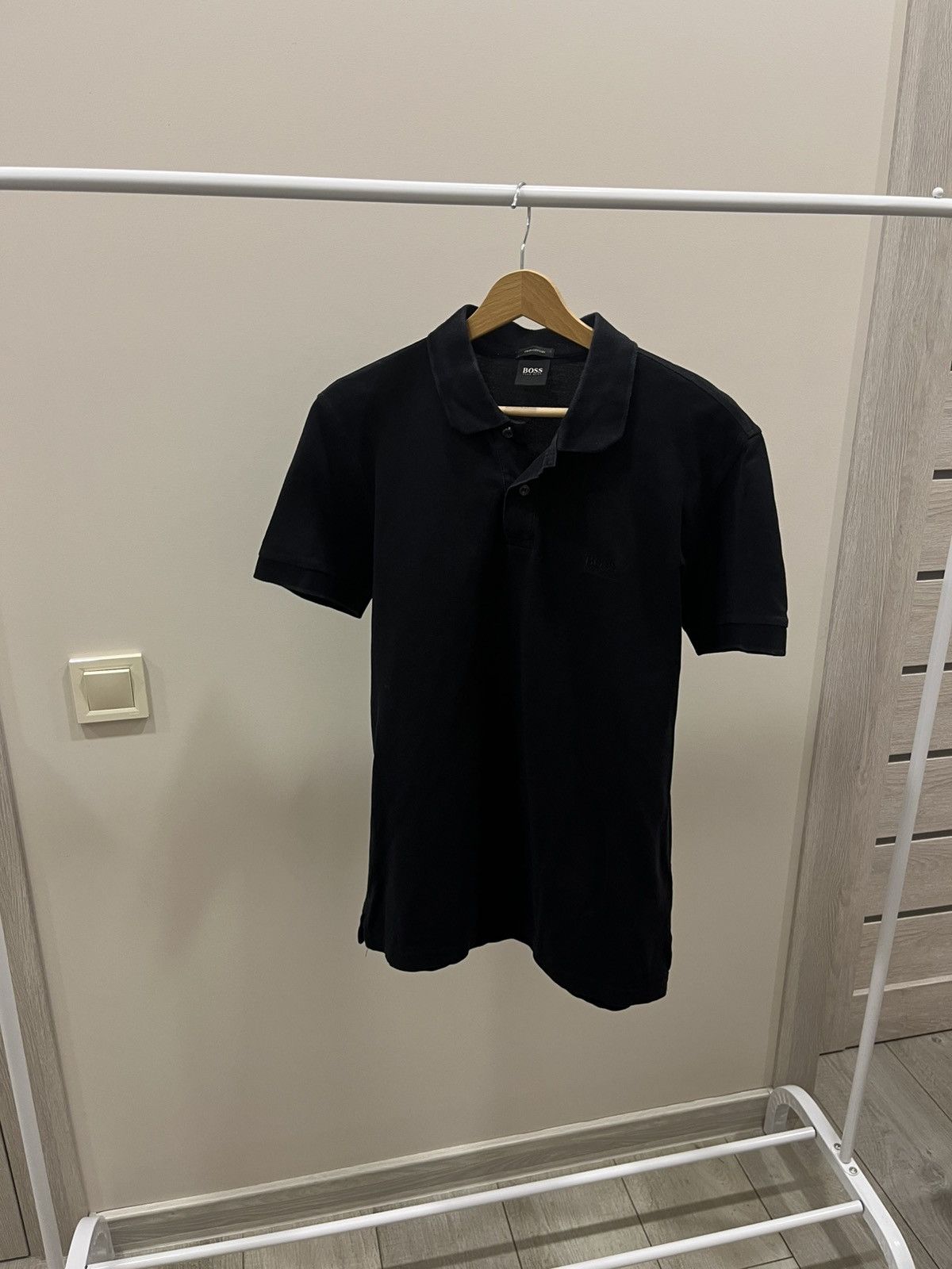 Hugo Boss Vintage Hugo Boss Black Polo T Shirt Tee Y2K Size M Size US M / EU 48-50 / 2 - 1 Thumbnail