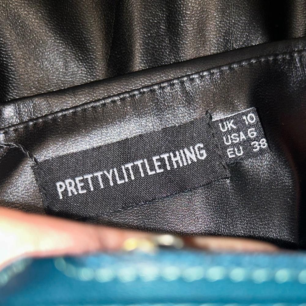 Designer PrettyLittleThing l NWT Black PU Binding Mini Skirt 6 Size 28" / US 6 / IT 42 - 7 Thumbnail