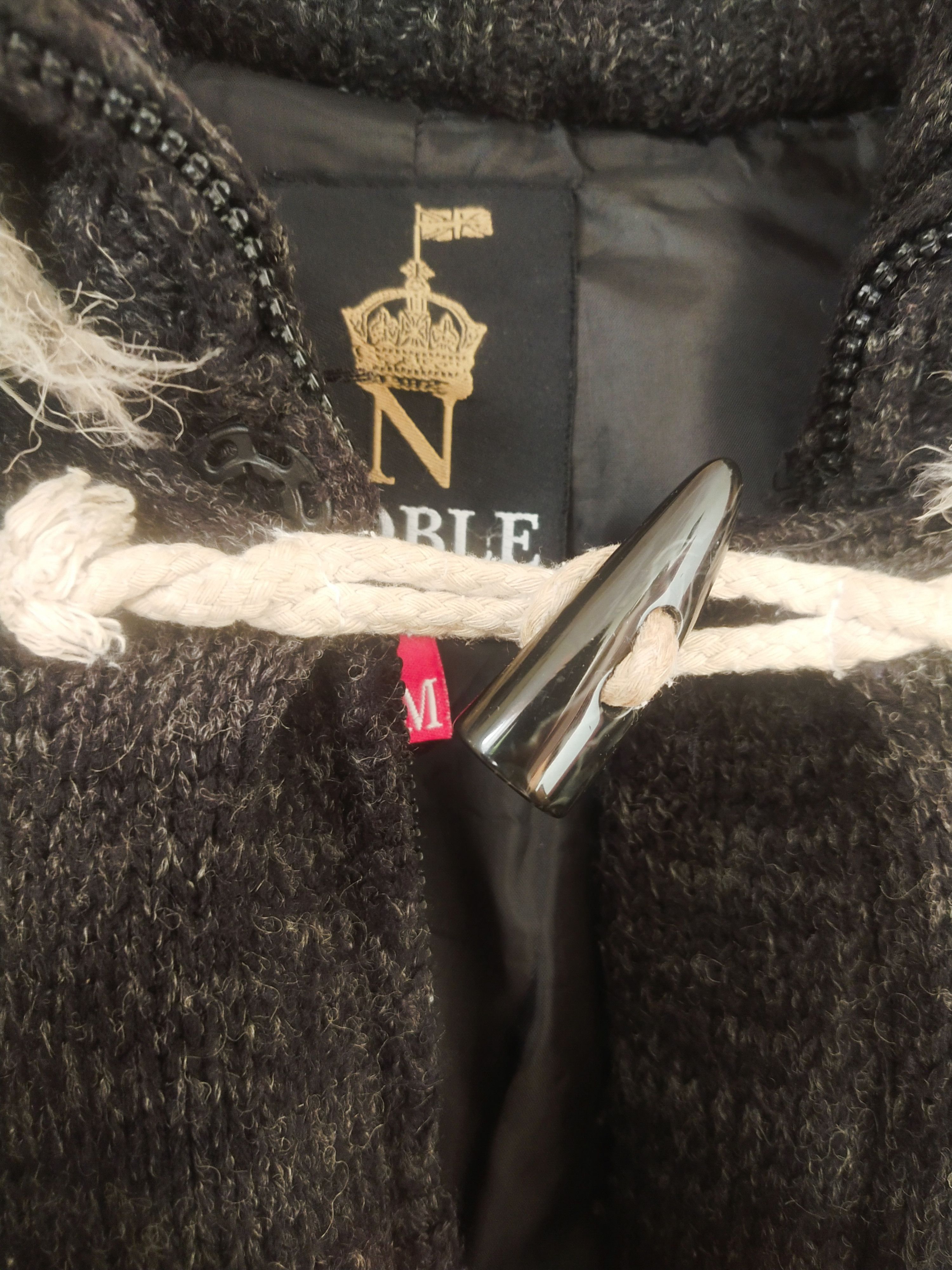 Le Grande Bleu (L.G.B.) 2000s Noble Product Faux Fur Hooded Knit Duffle Cardigan Size M / US 6-8 / IT 42-44 - 4 Thumbnail