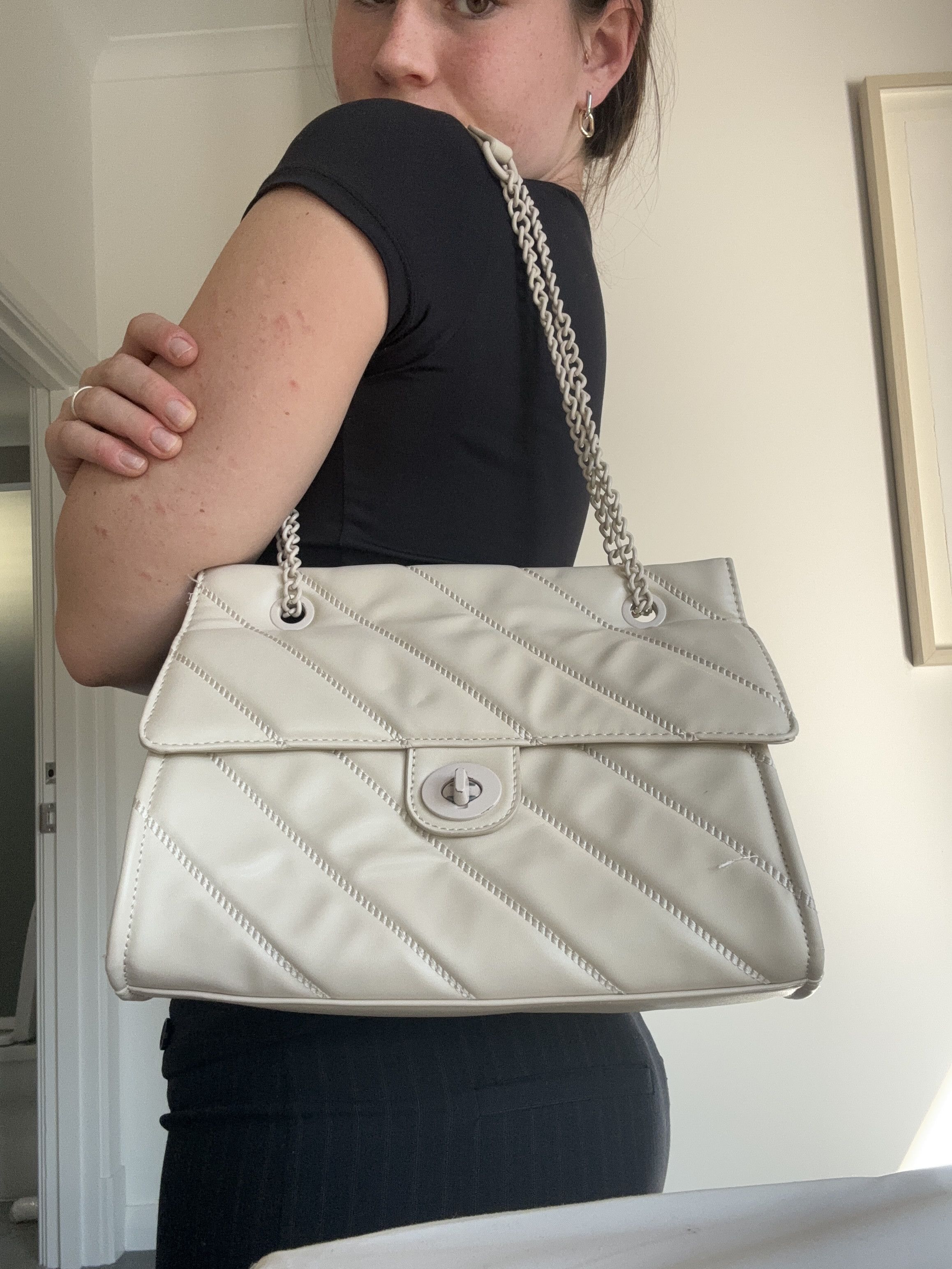 Urban Outfitters Gorgeous cream chic bag. Size ONE SIZE - 2 Thumbnail