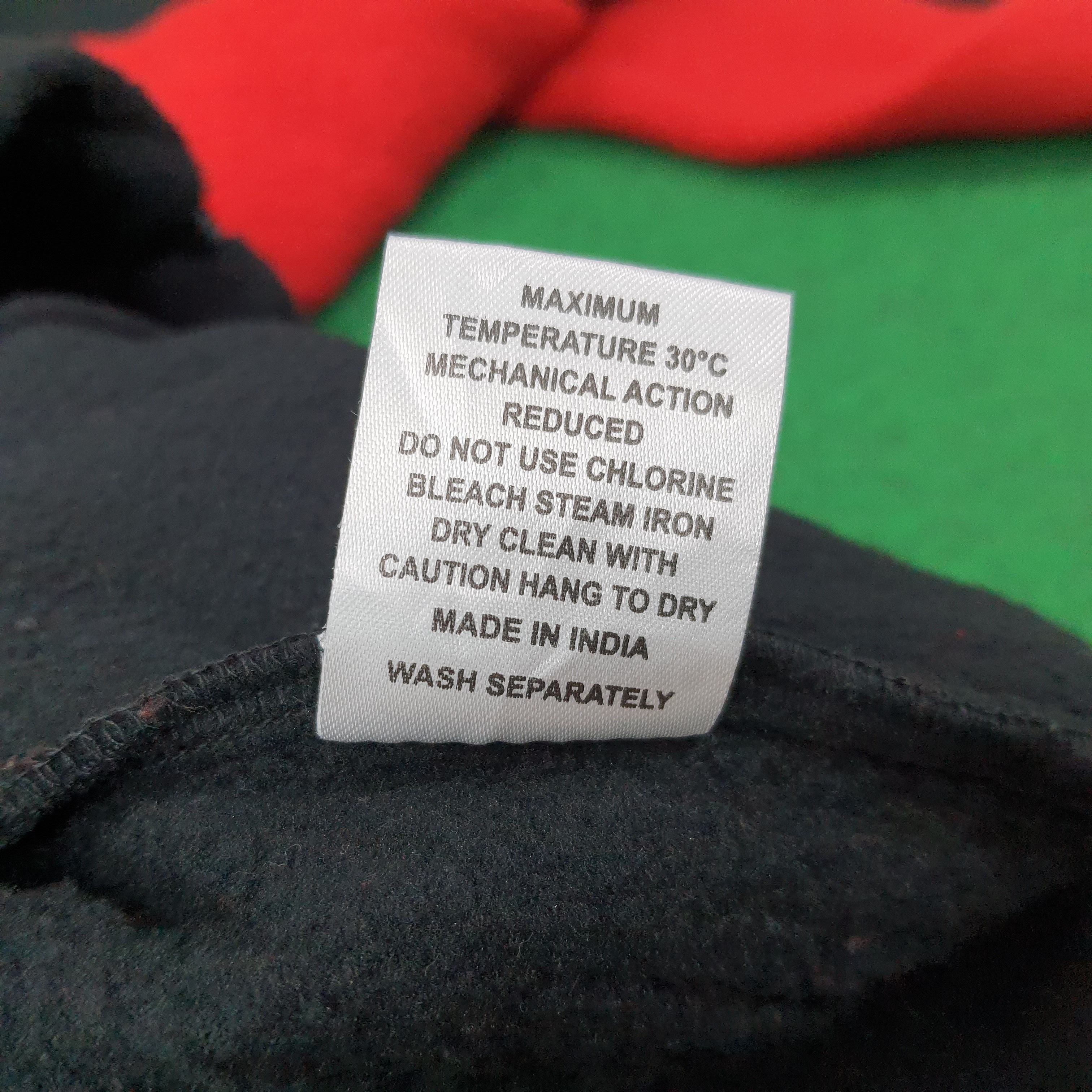 Vintage Vintage Manchester United Zipper Fleece Jacket C264N7 Size US L / EU 52-54 / 3 - 8 Thumbnail