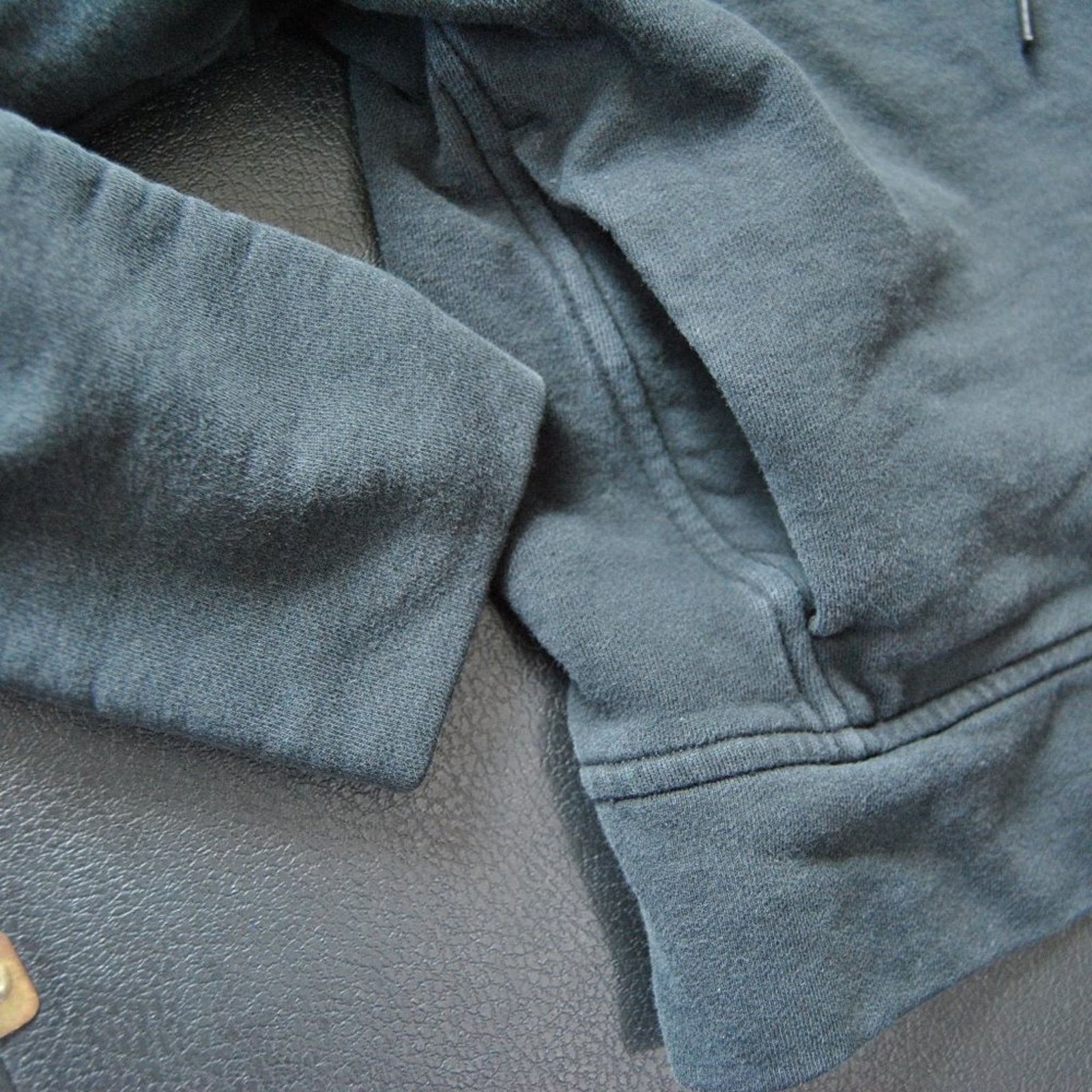 Lululemon Lululemon Embroidered Floral Full Zip Up Crop Top Hoodie Size L / US 10 / IT 46 - 6 Thumbnail