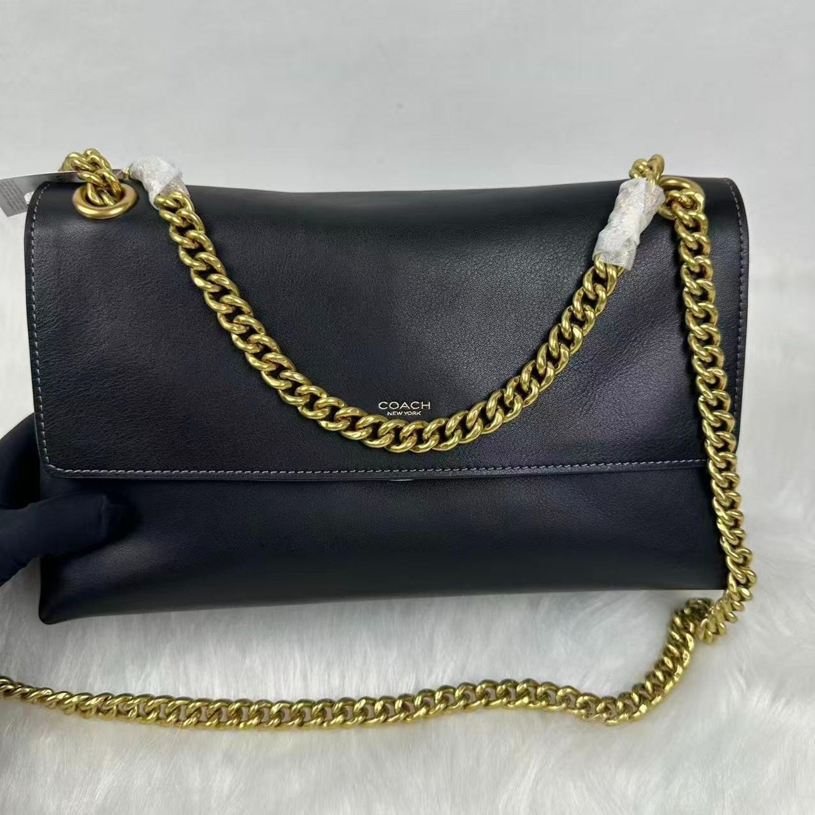 Coach Coach Chelsea Shoulder 30 Chain Natural Leather Brass Black Size ONE SIZE - 1 Thumbnail