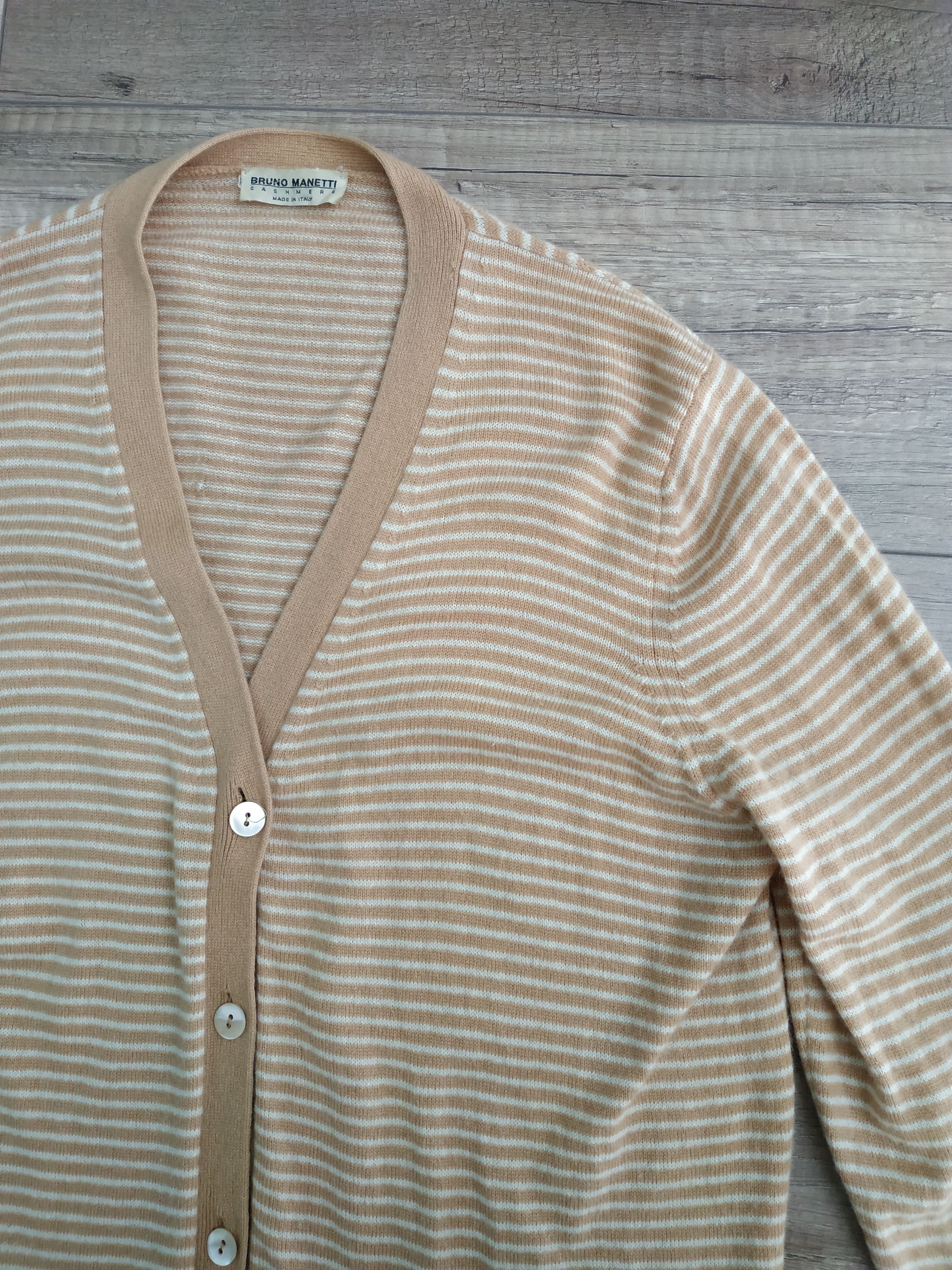 Other Bruno Manetti Women's Vintage Cashmere Cardigan, s. 36(S) Size S / US 4 / IT 40 - 3 Thumbnail