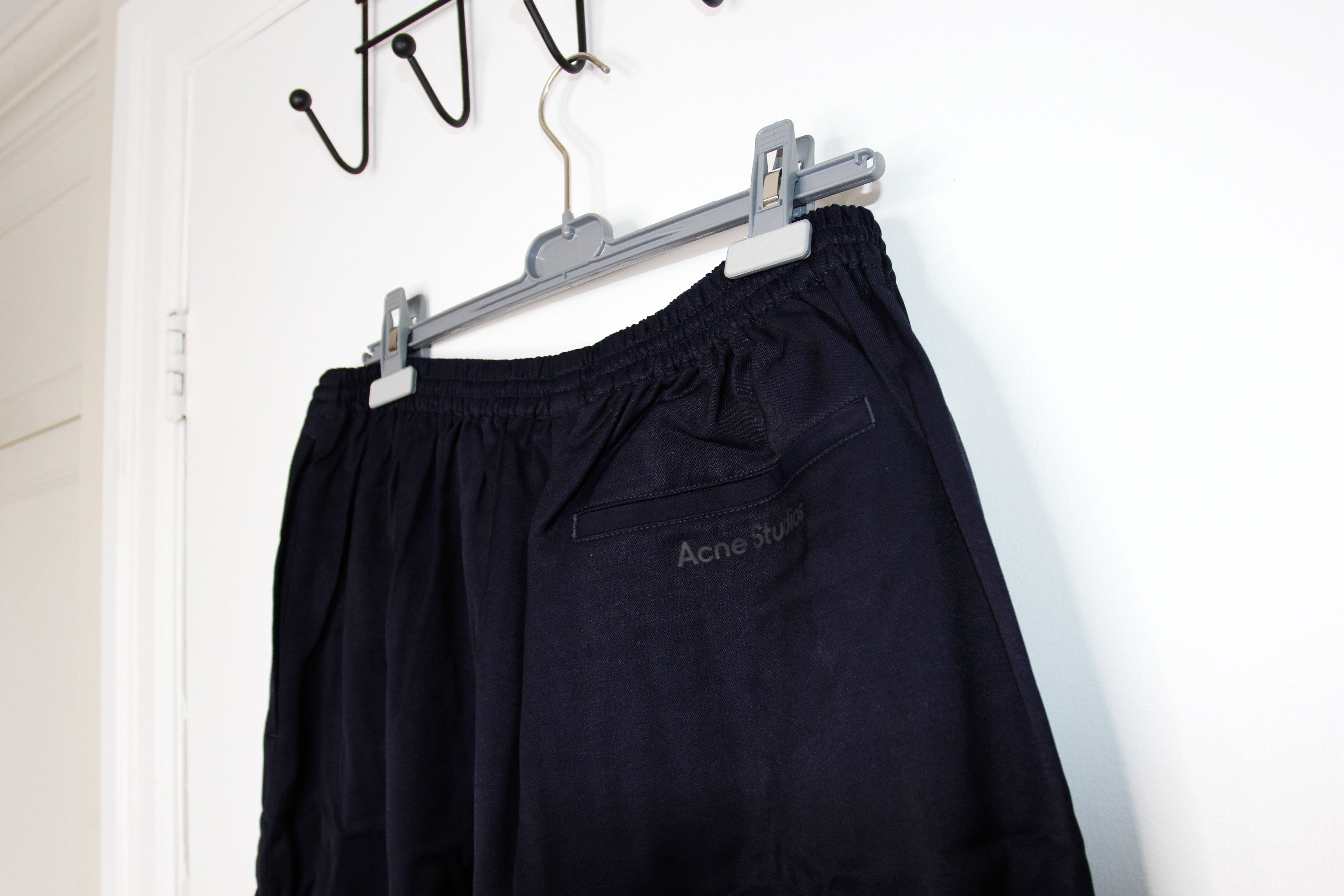 Acne Studios BNWT AW24 ACNE STUDIOS WIDE LEG TRACKSUITS SWEATPANTS 48 Size US 32 / EU 48 - 6 Thumbnail