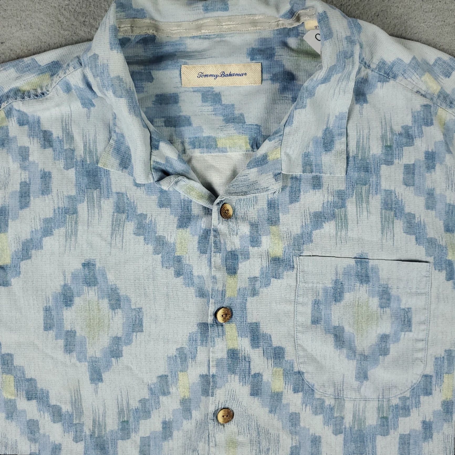 Tommy Bahama Tommy Bahama Shirt Mens 2XB Blue Geometric Hawaiian Button Up Short Sleeve Shirt Big & Tall 2X Navy Blue Hawaiian Aloha Classic Mens Size US XXL / EU 58 / 5 - 2 Thumbnail